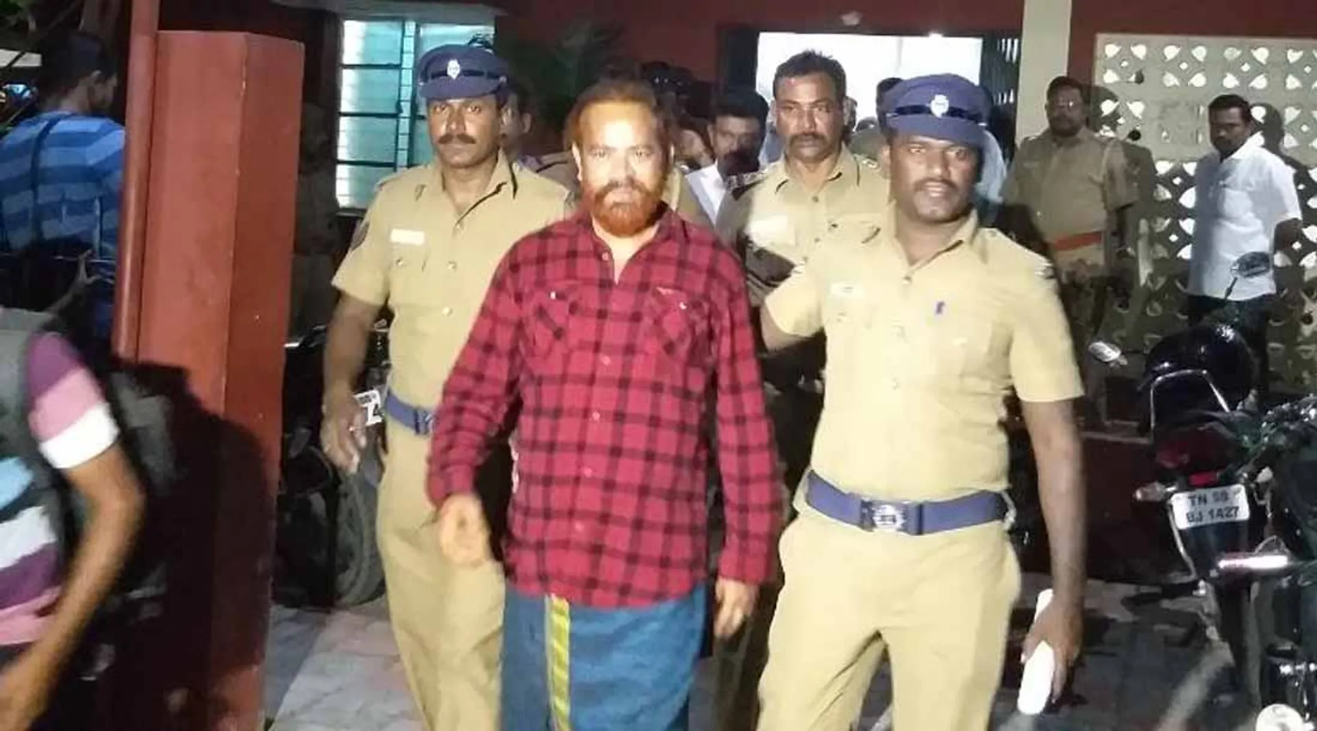 varichiyur selvam