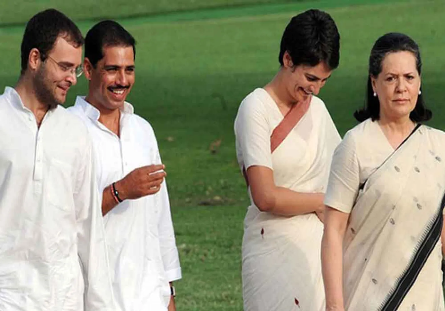 robert vadra on active politics