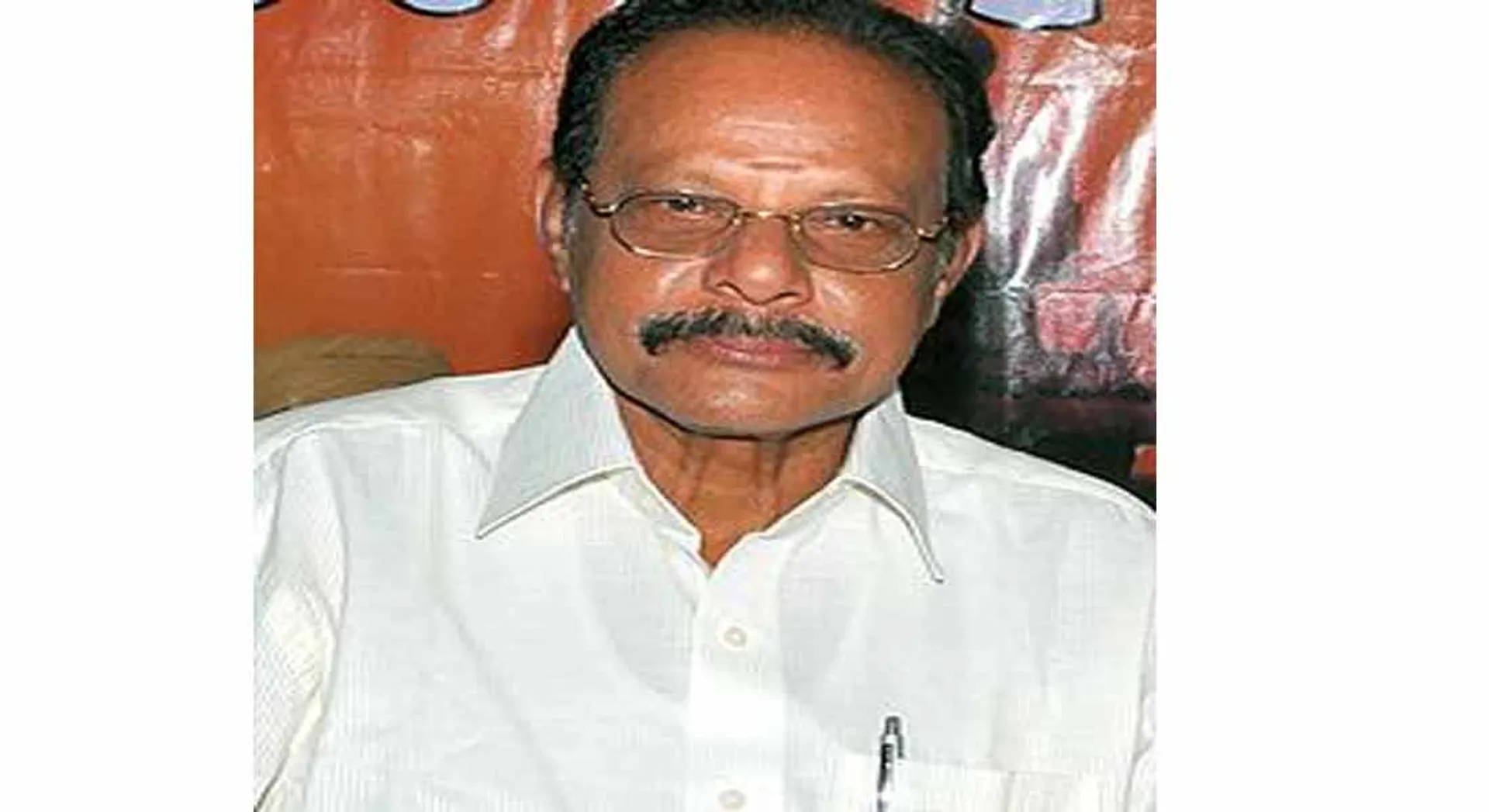 The famous writer Prabanjan passed away
