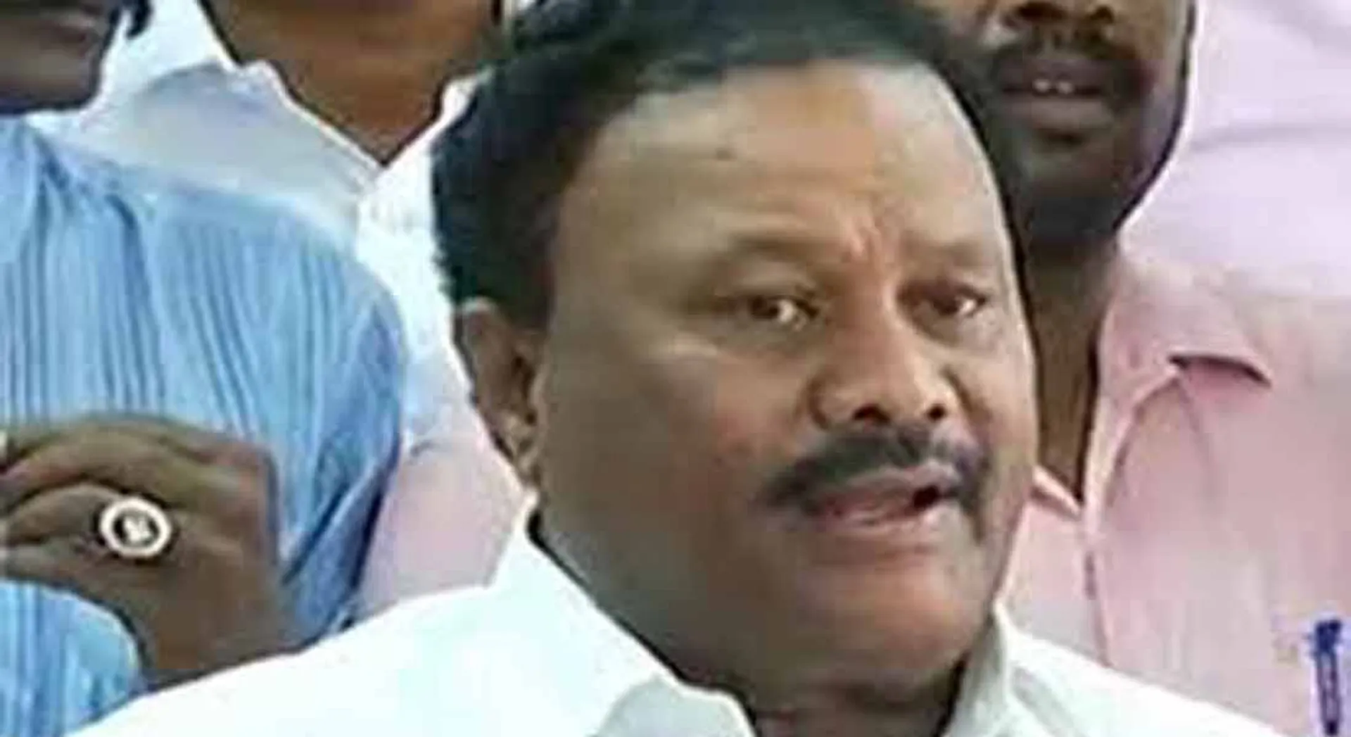  We are choosing a good AIADMK candidate !! - Dindigul Srinivasan