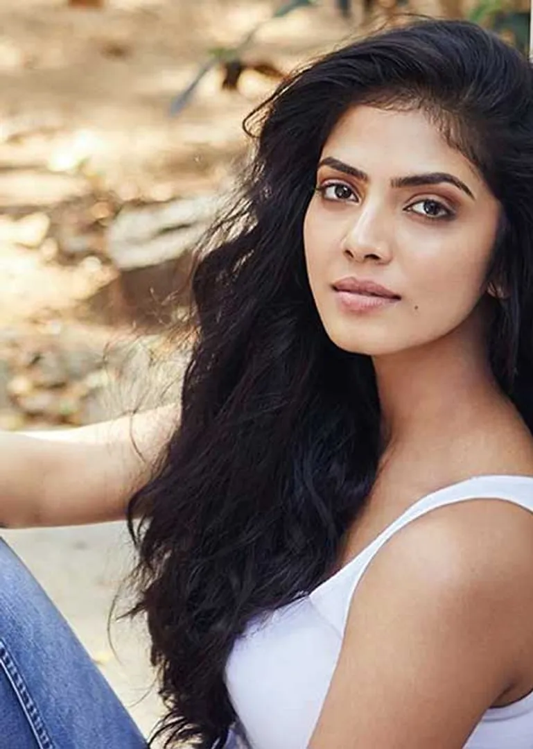 /idhalgal/cinikkuttu/experience-petta-actress