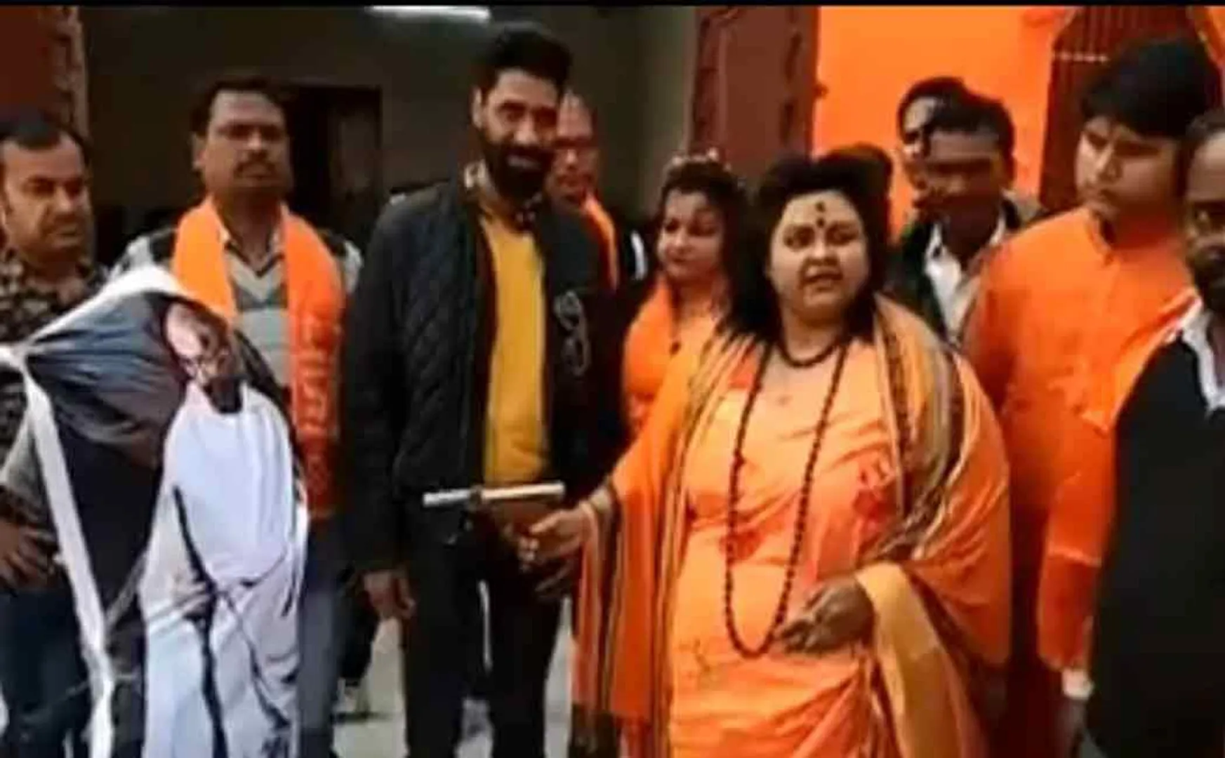 ghfggfgf