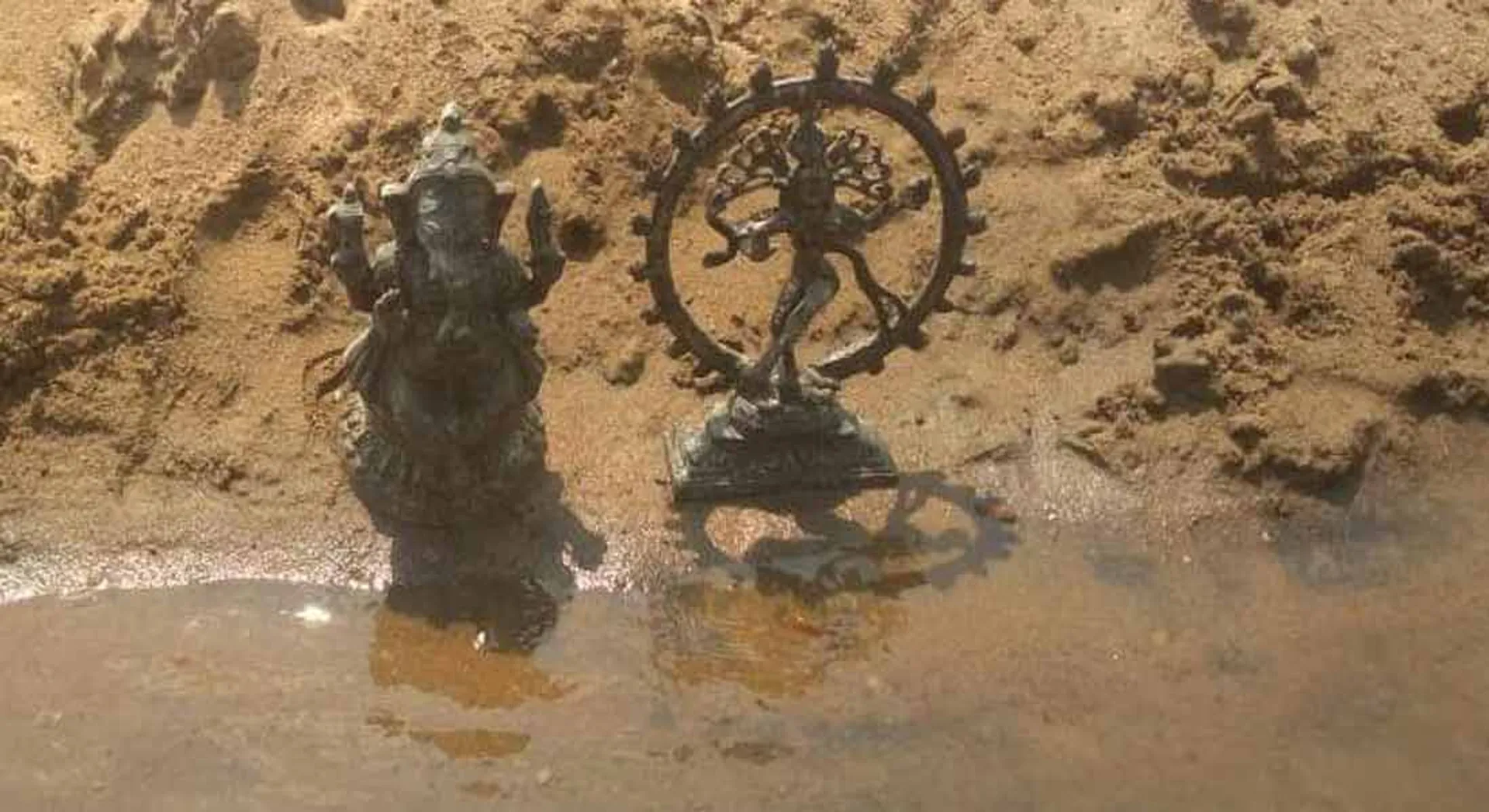 god statues caught in fishermen net!!