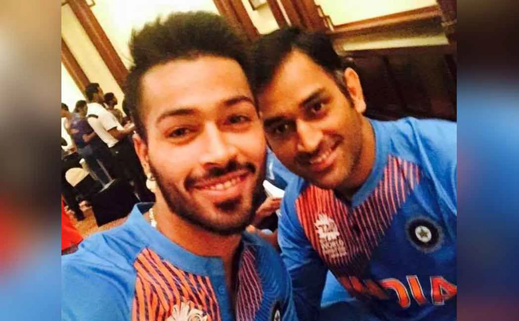 hardhik dhoni