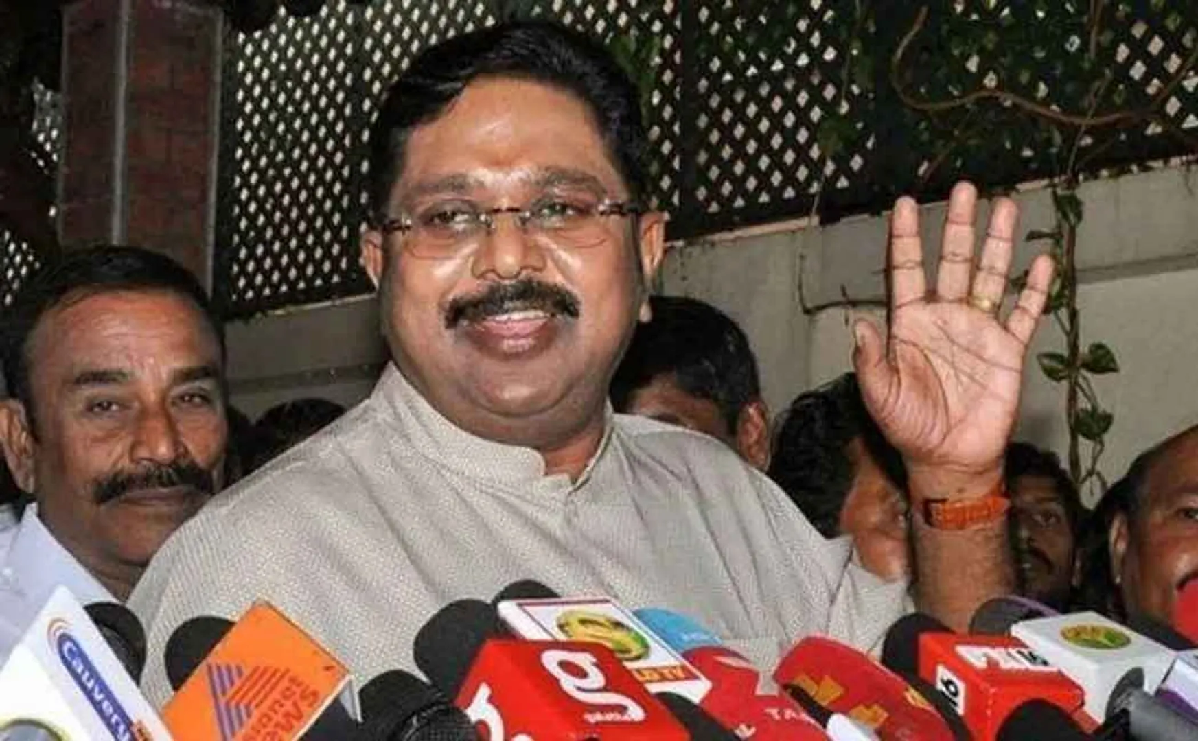 ttv dinakaran