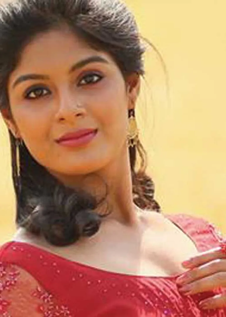 /idhalgal/cinikkuttu/hot