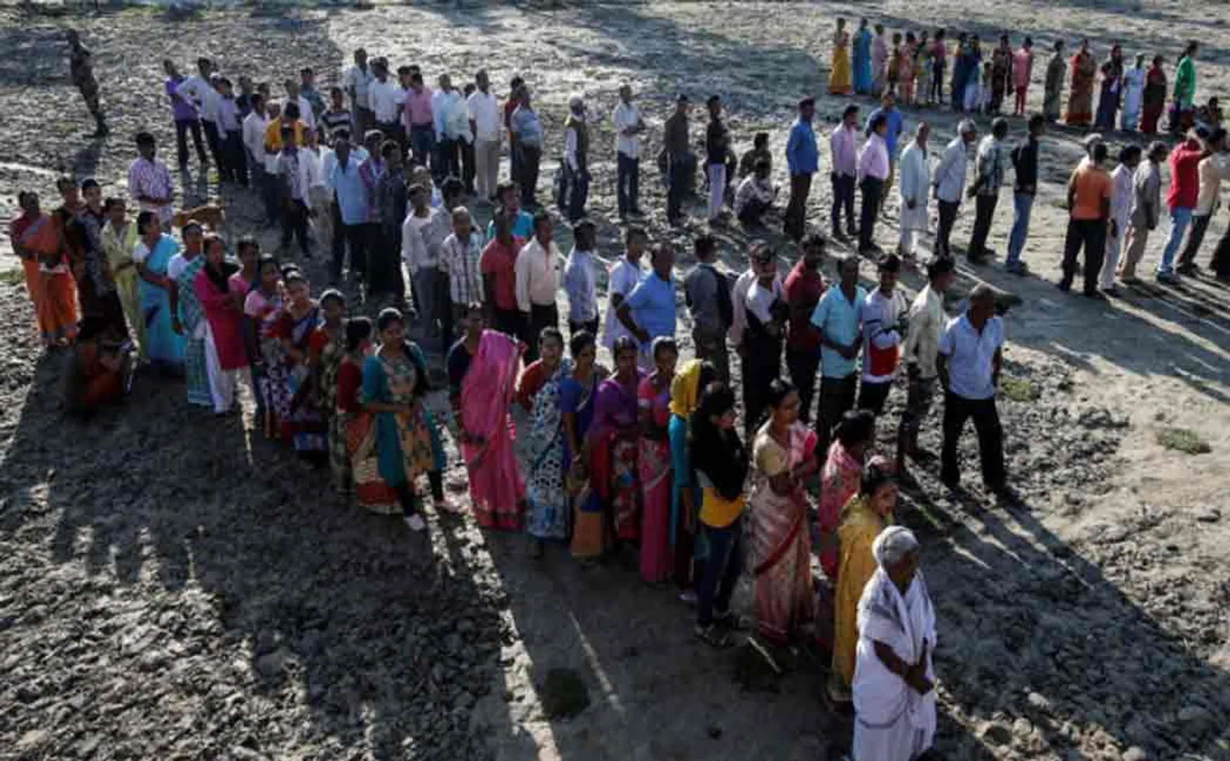 landmine blast in maharashtra near poling booth