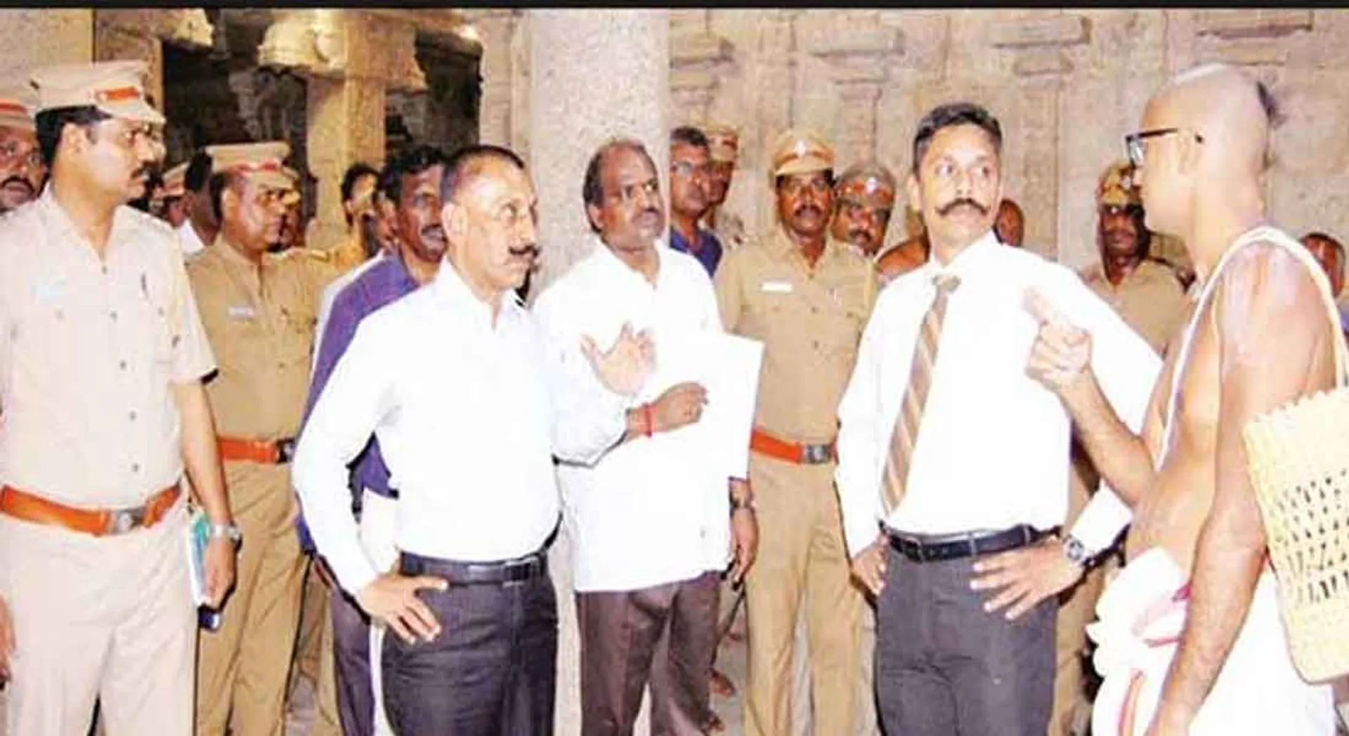 No objection to interrogation: No power to arrest: court verdict on pon.manikavel case 