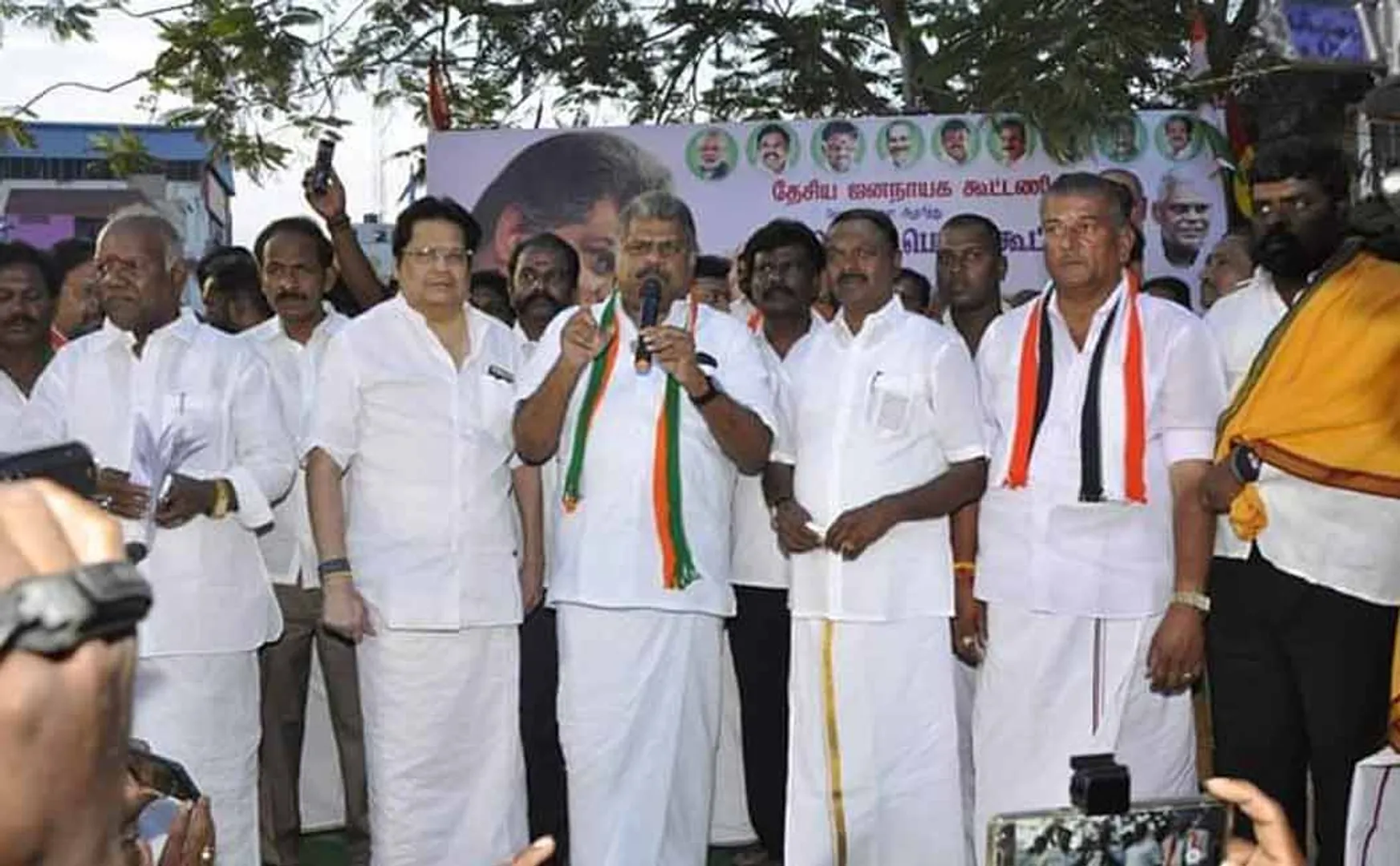 DMK and Congress have no qualifications to talk about the minority people