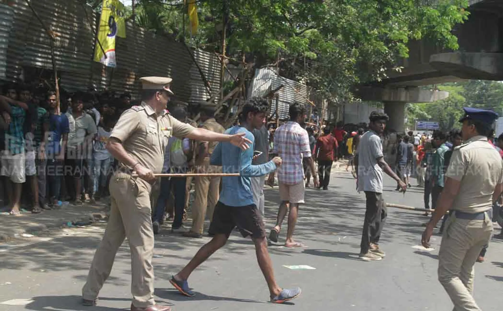 Fans gathered to buy tickets in Chennai Cheppakam for csk vs MI match 