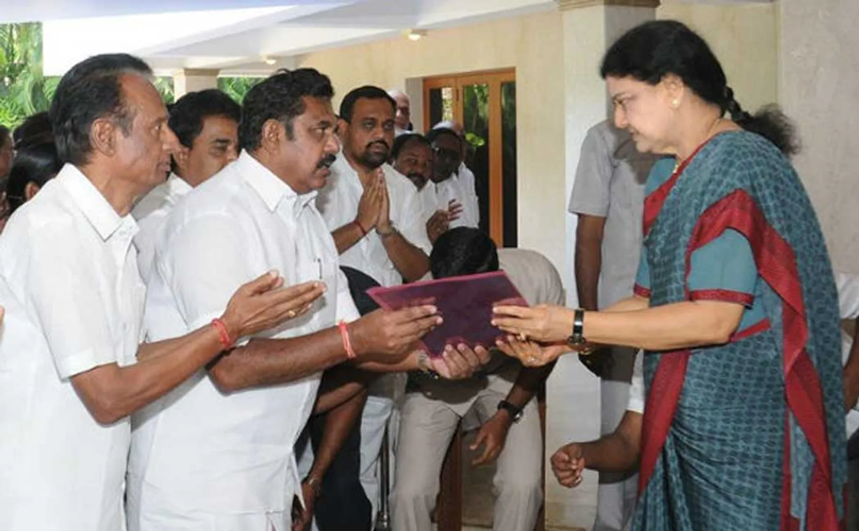 sasikala edappadi palanisamy