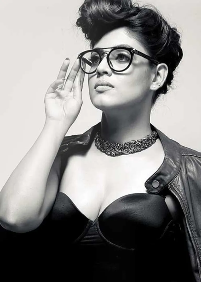 /idhalgal/cinikkuttu/iniya-action