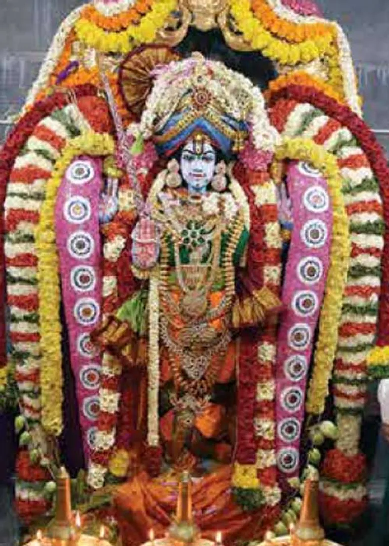 /idhalgal/om/adinarayana-change-destiny