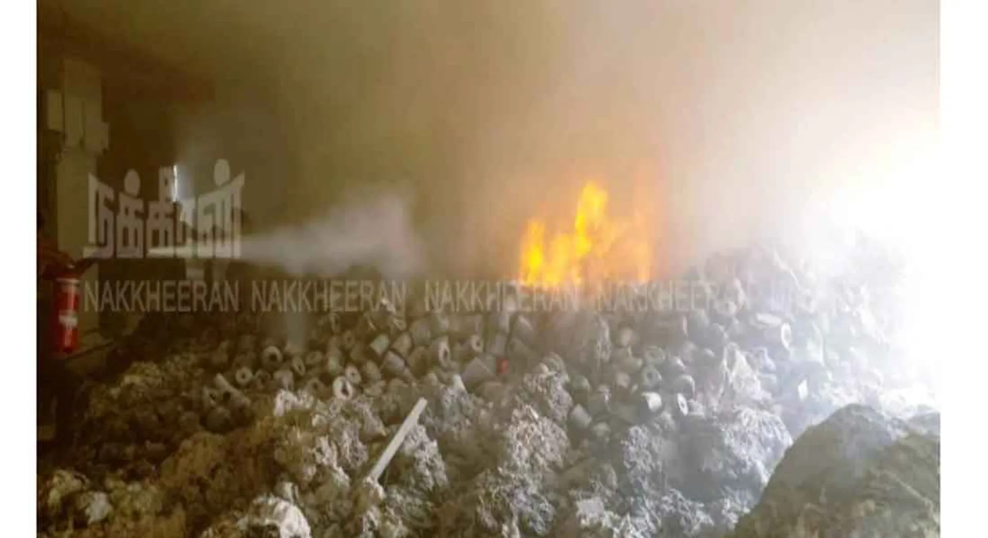  Sudden fire in co-operative spinning .. machines, threads, cotton burning