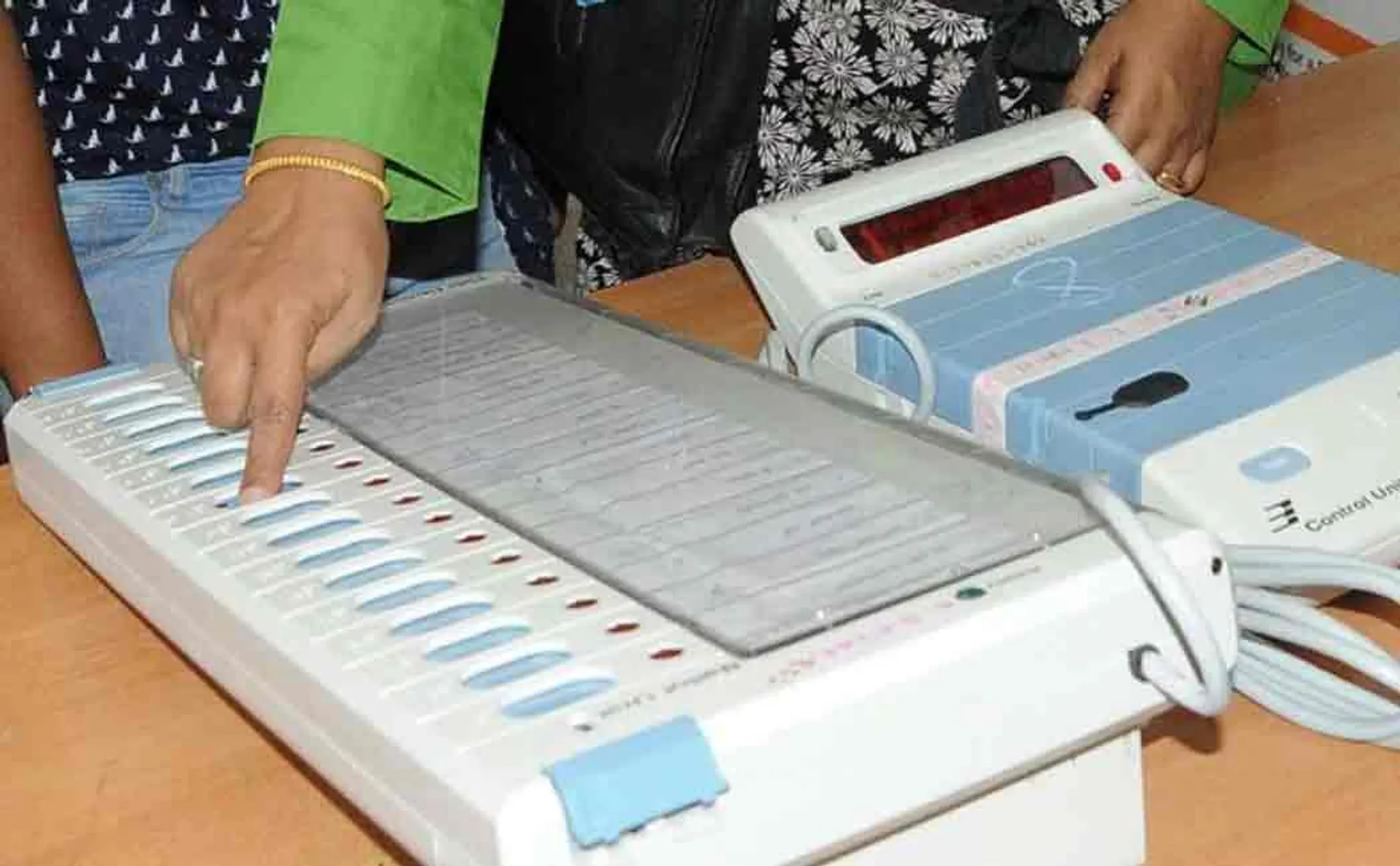 re election conducted in uttarpradesh after evm got disappeared  
