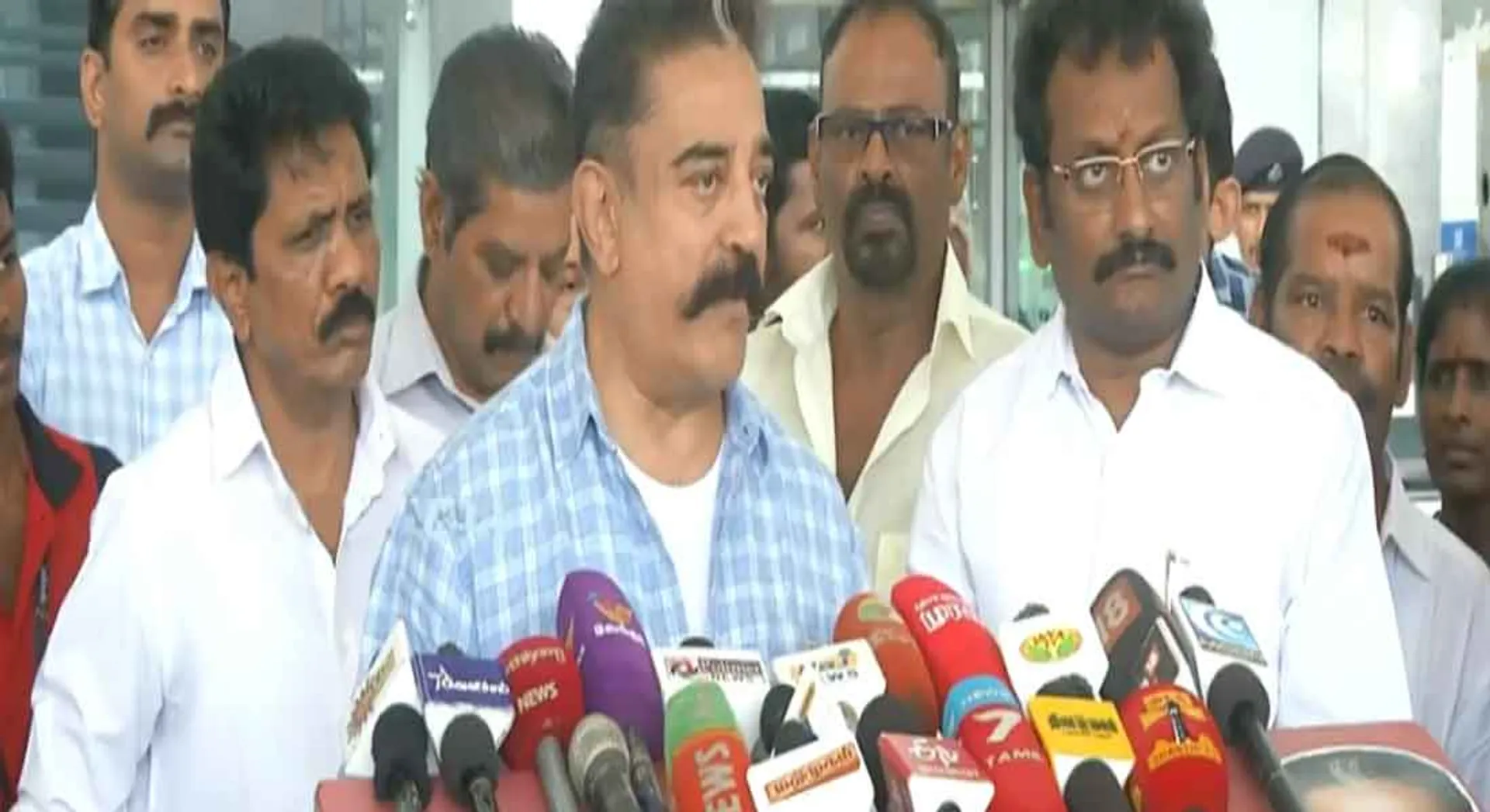 can not start this government even if you have a generator from Delhi ... - KamalHassan