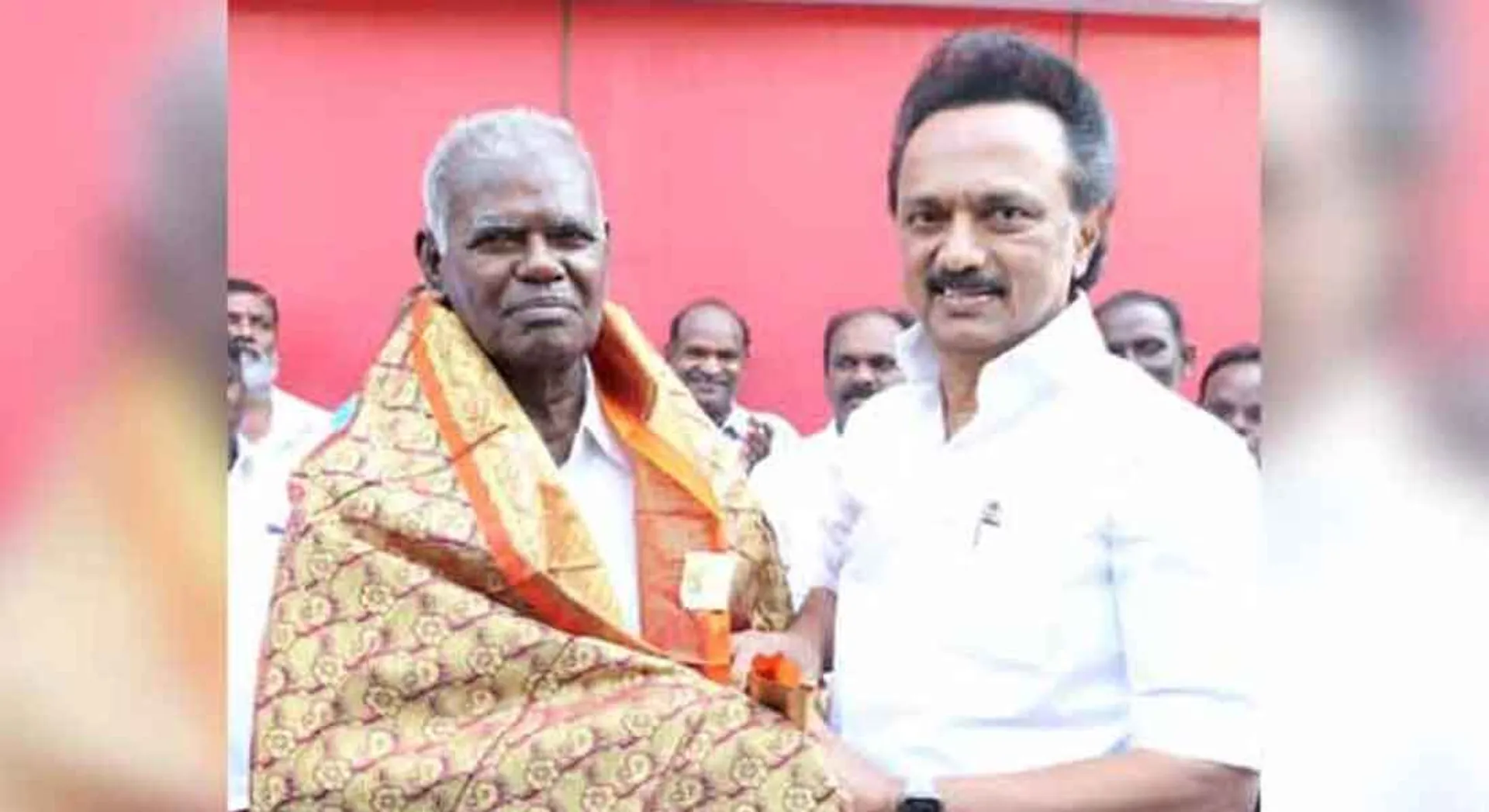 the state should allocate the house to Nallakannu-stalin 