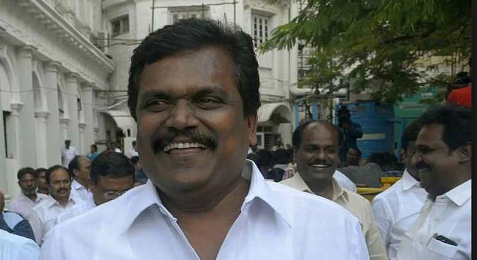 Action checking in the thangatamilselvan room