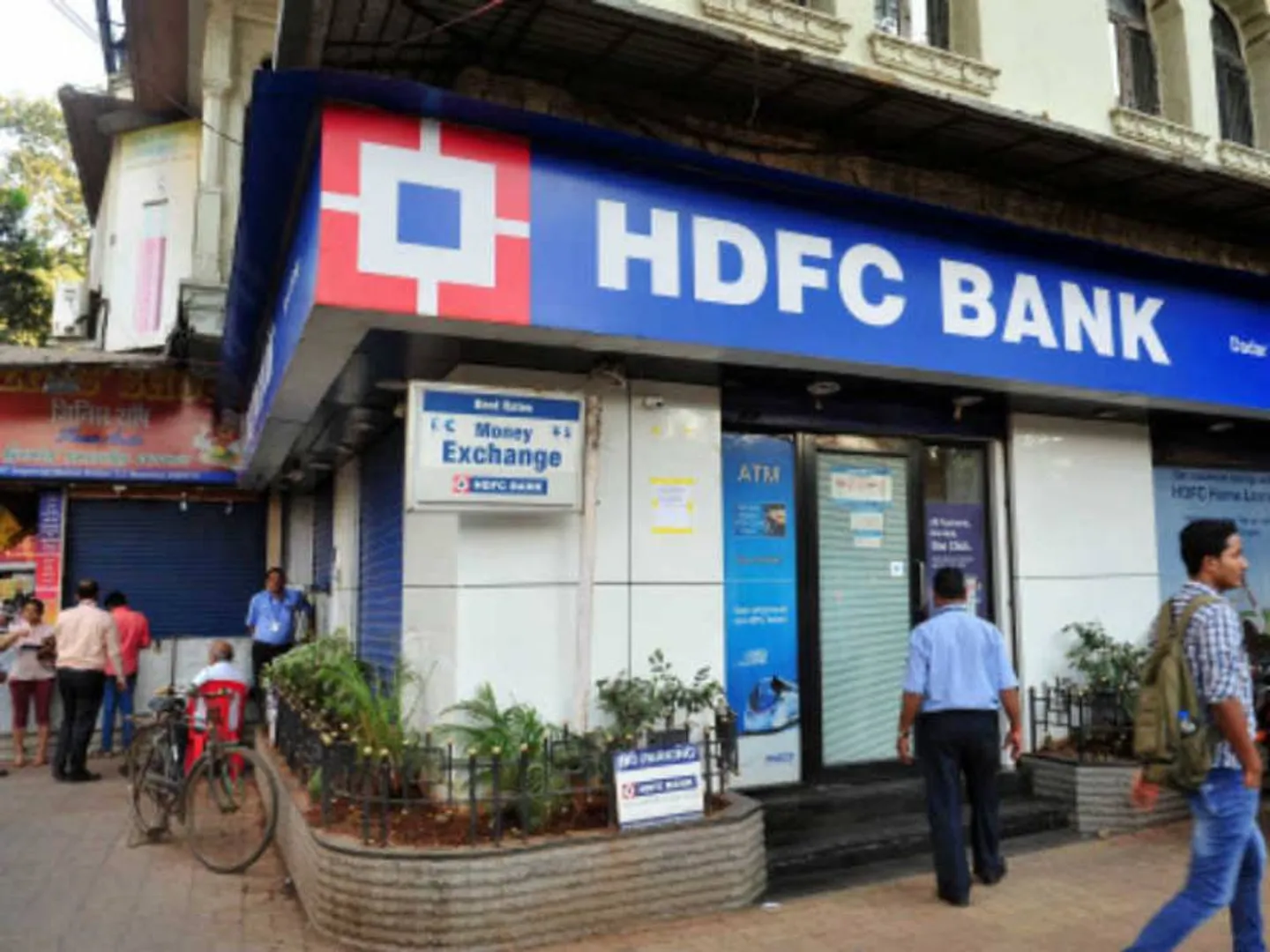 HDFC BANK