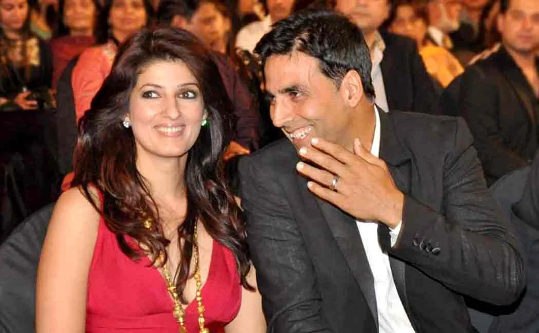 twinkle khanna trolls modi meditation