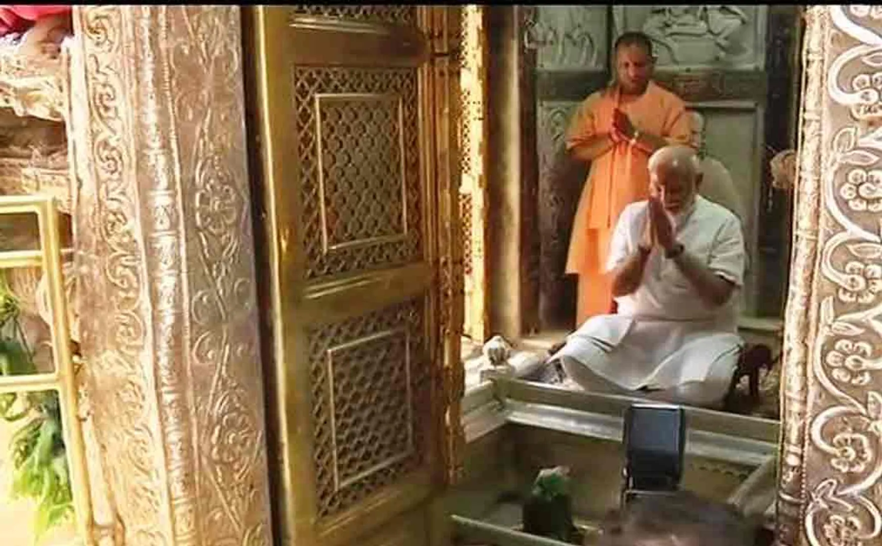 modi visits varanasi after election results