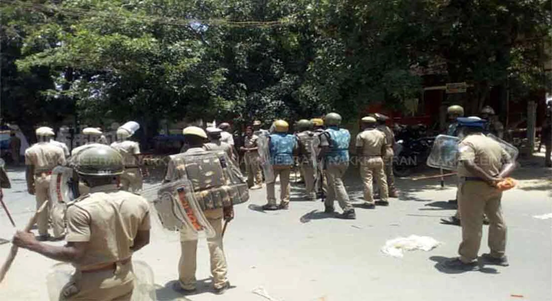 Ponnaravarathi riots...  Arrest operation begins