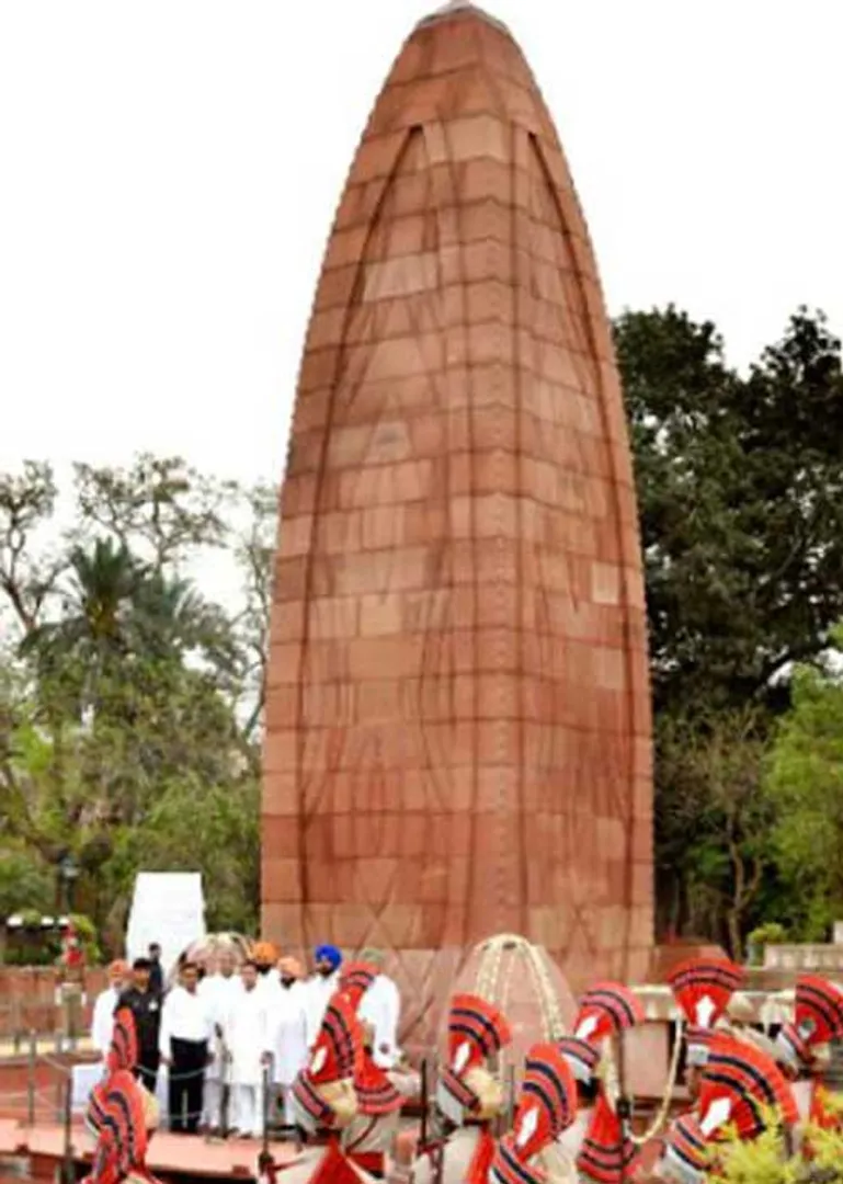 /idhalgal/general-knowledge/jallianwala-bagh-massacre