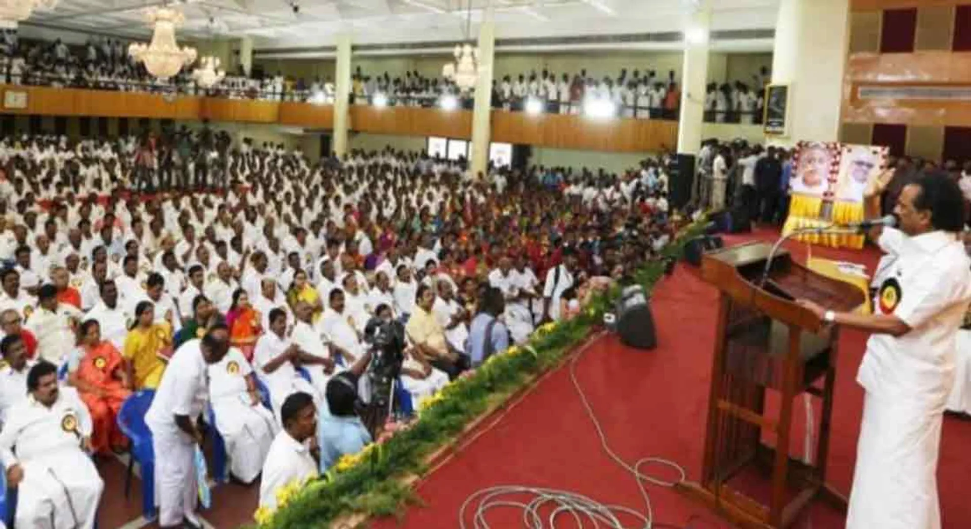  Stalin discuss with DMK MP's, MLA's