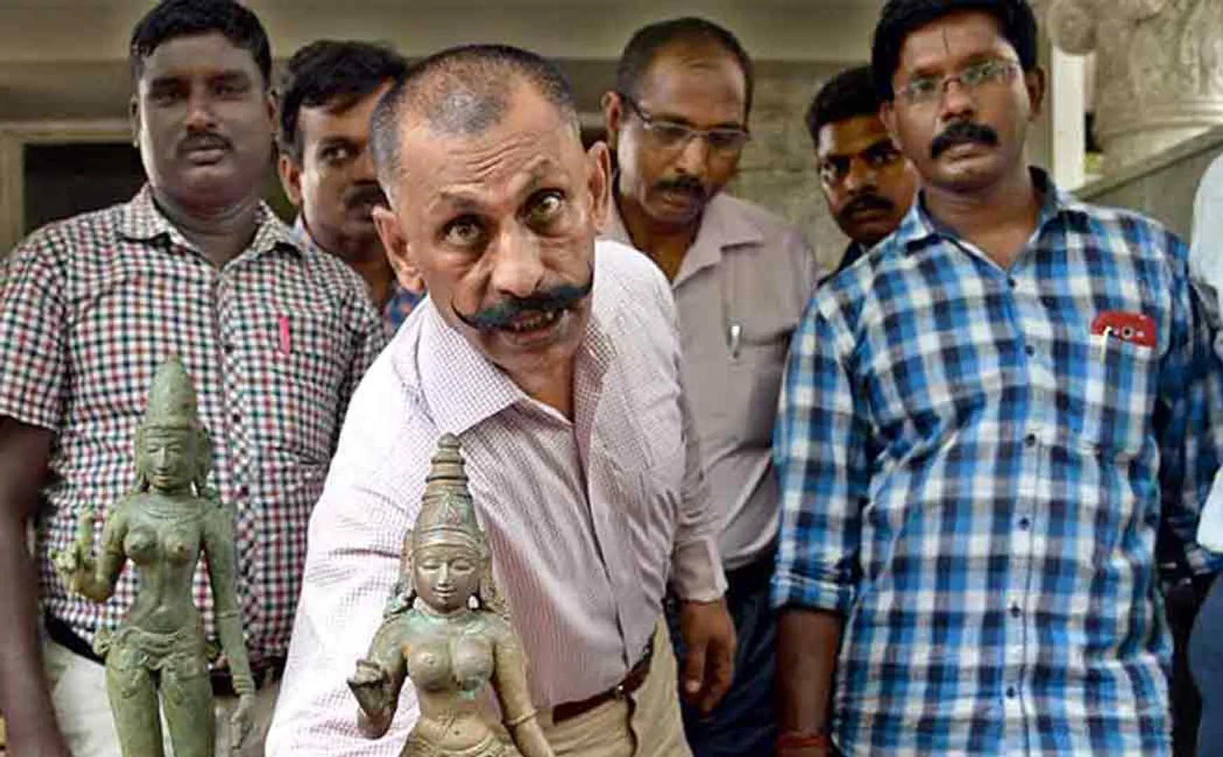 pon manickavel
