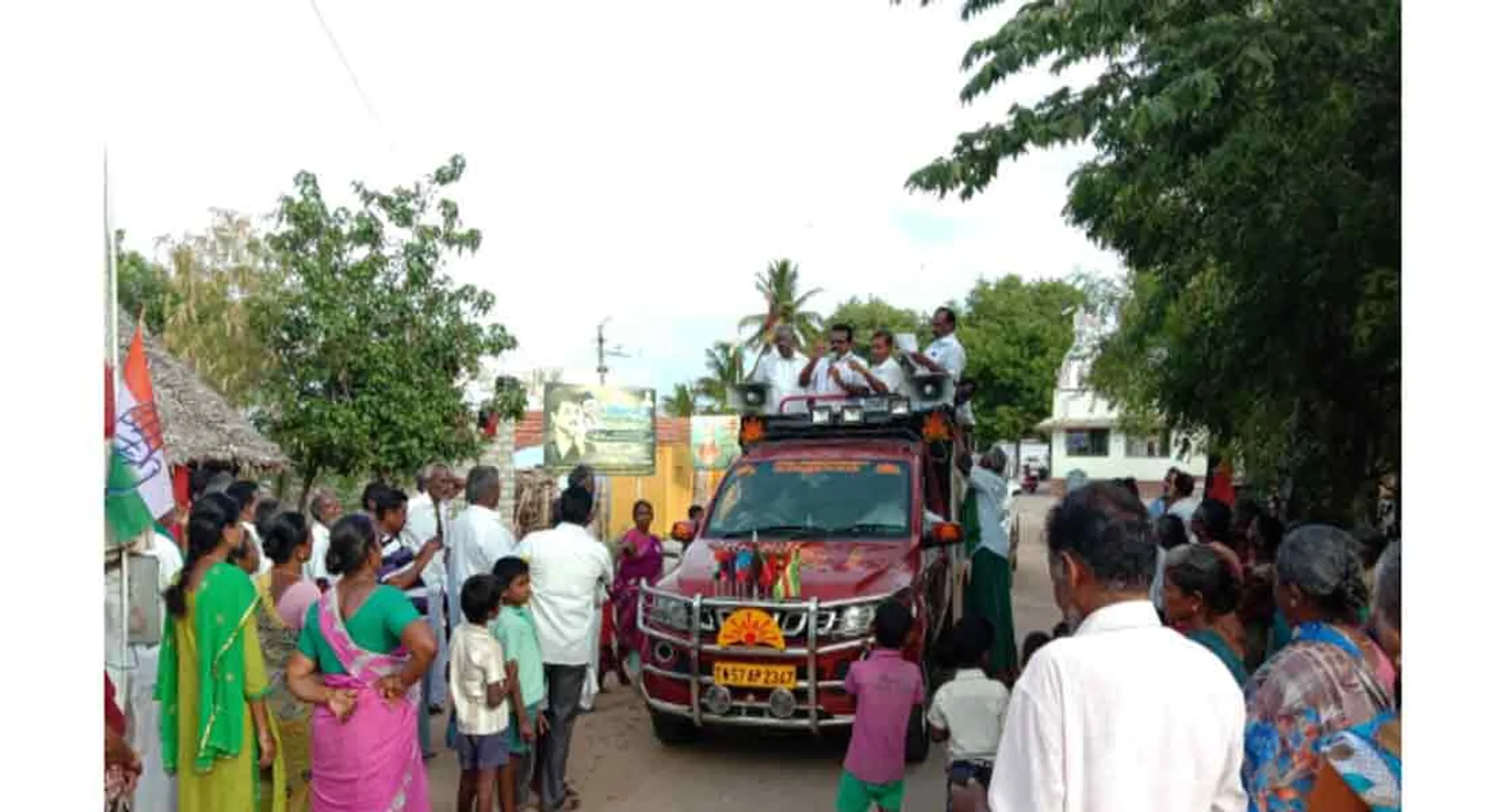 DMK MP Veluchamy say thank for the people 