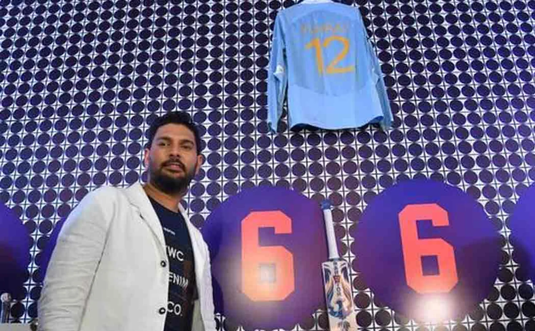 yuvraj singh posted a video with his indian team jersy