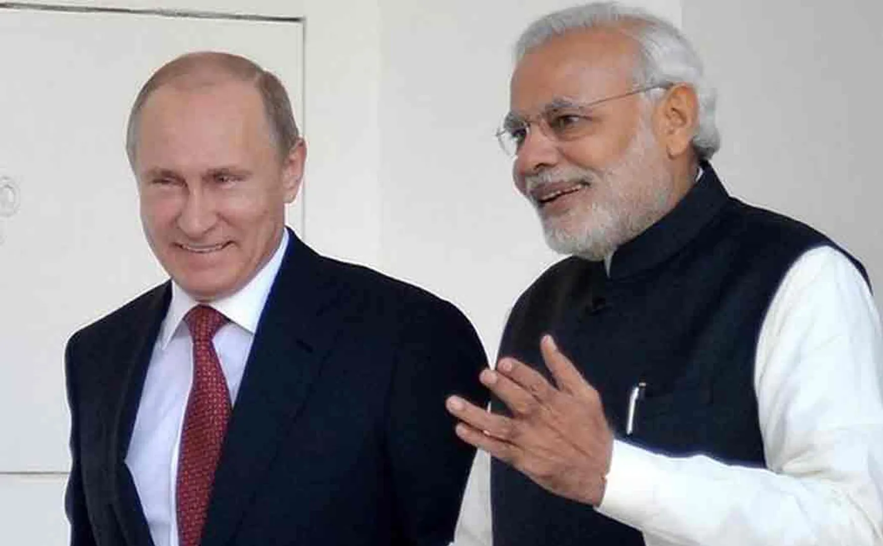 modi meets puthin and xingpin in shanghai meeting
