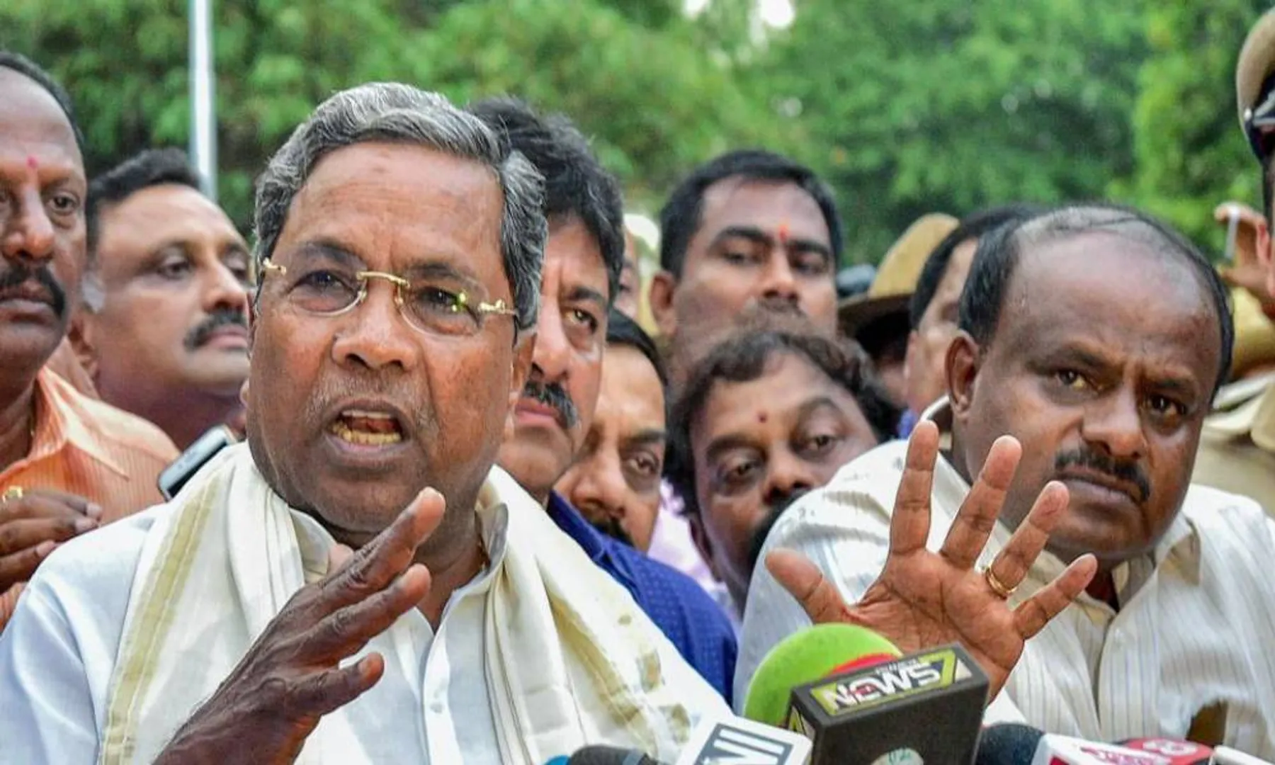 KARNATAKA STATE CONGRESS COMMITTEE FULLY DISSOLVED CONGRESS AND JDS FIGHT REASON
