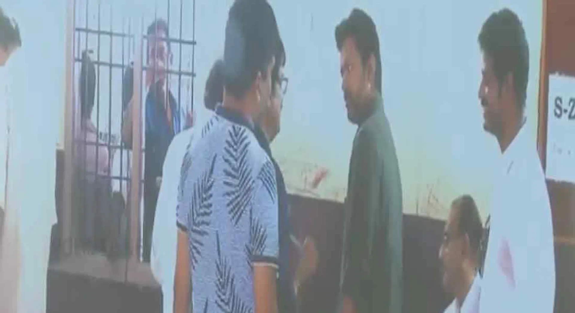 Actor Vijay visits to Vote for Actors Association election 