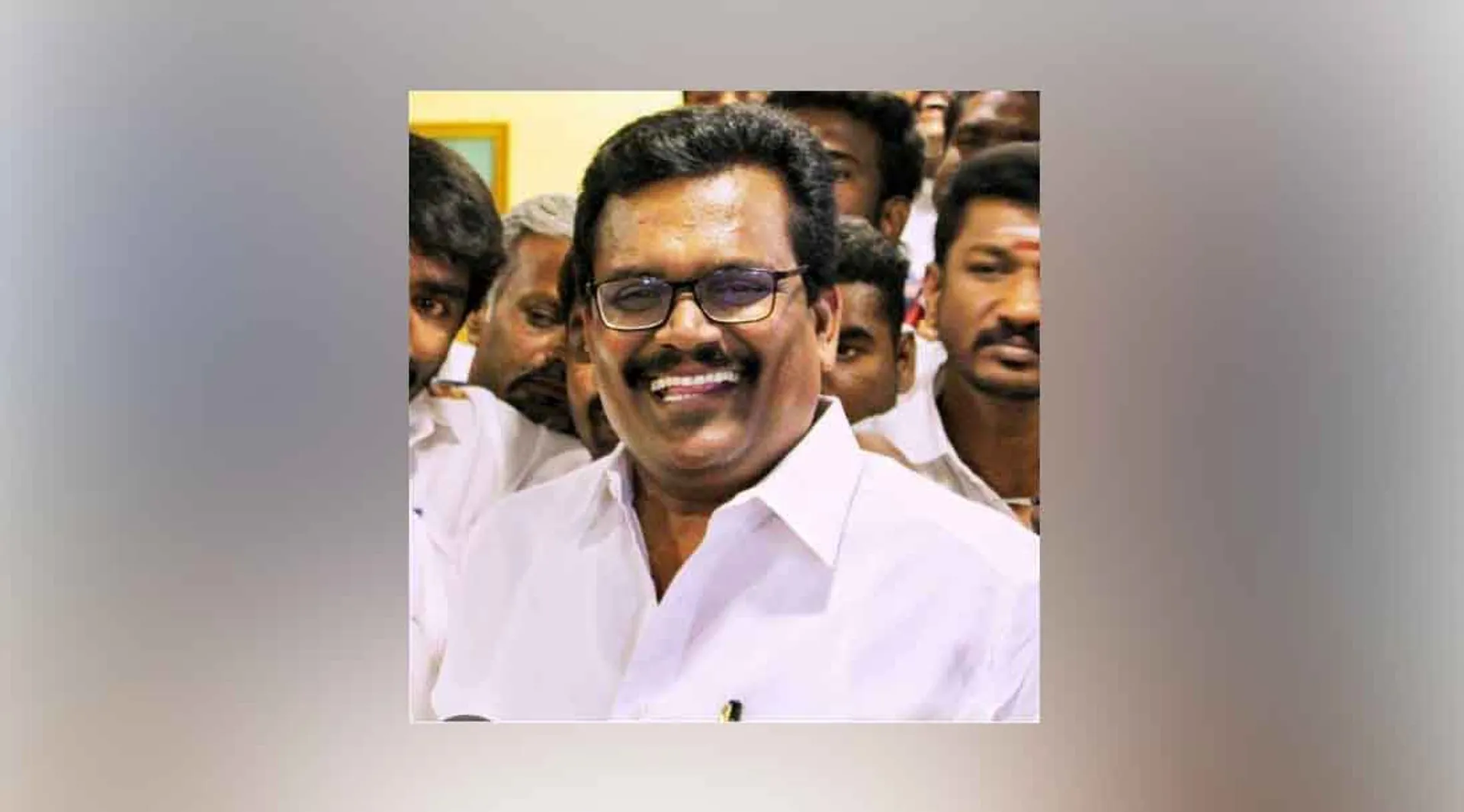 thanga tamilselvan