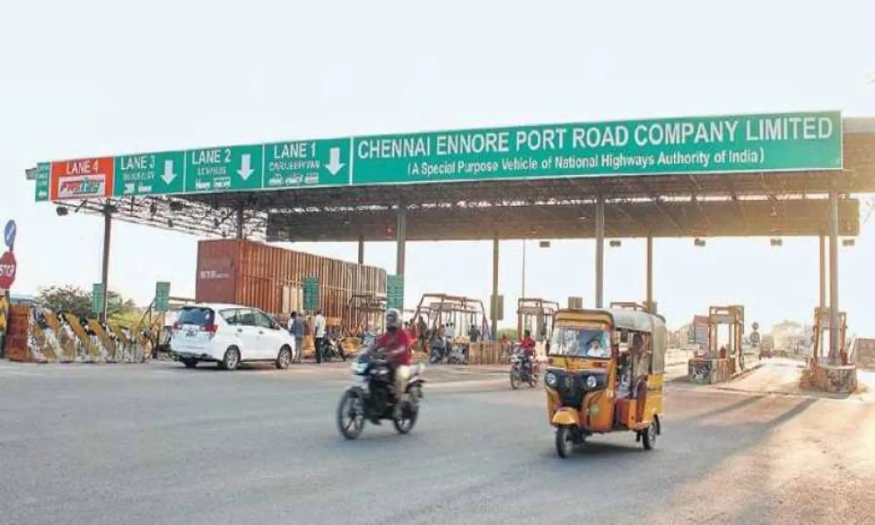 KANCHEEPURAM PARANUR TOLL GATE STAFF DEATH