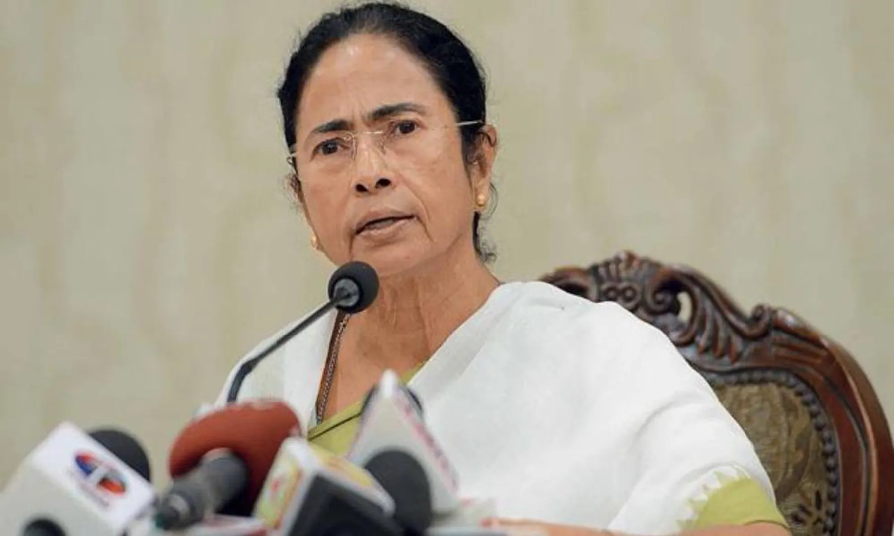 parliament session at delhi kashmir president government extend bill mamata party support with bjp