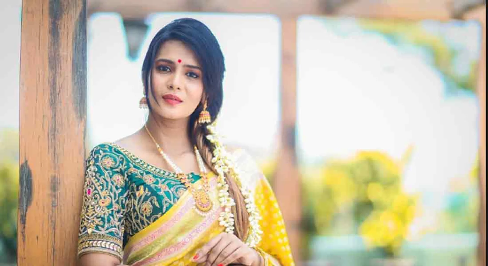  Police summons to Big Boss Meera Mithun