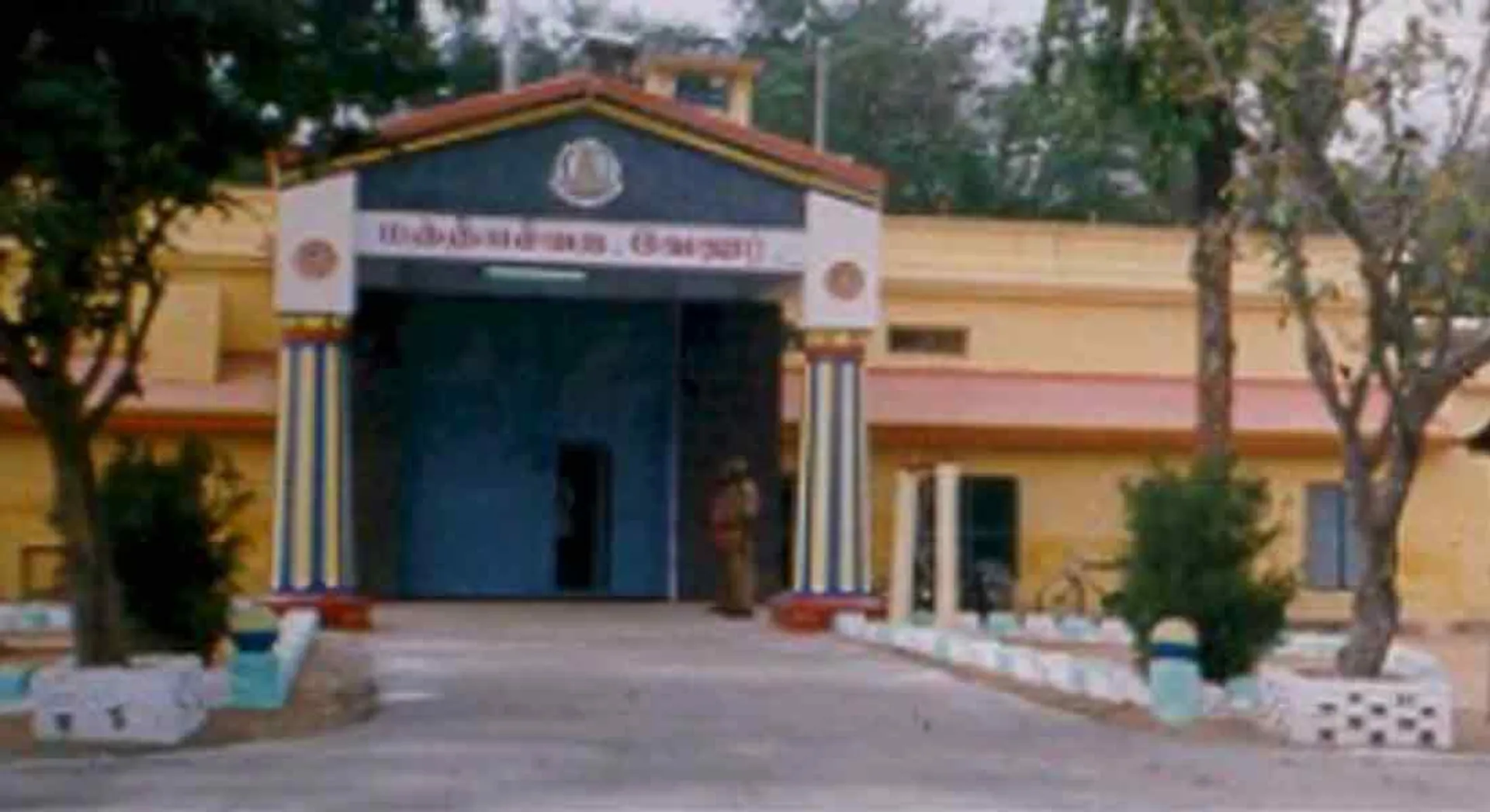  Prisoner who escaped from jail ... Two prison guards suspended!