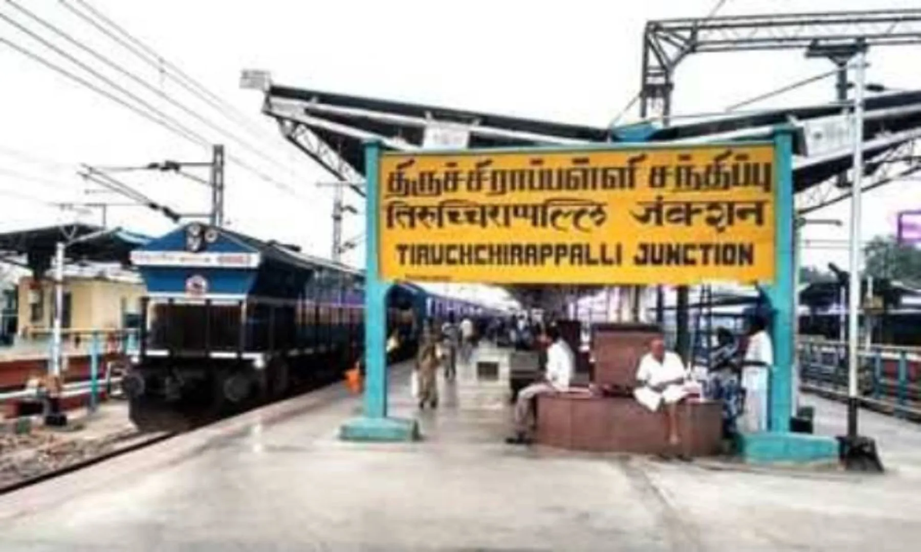 TRICHY DISTRICT CONTINUOUS INCIDENT HEAD CONSTABLE ADMIT AT HOSPITAL 