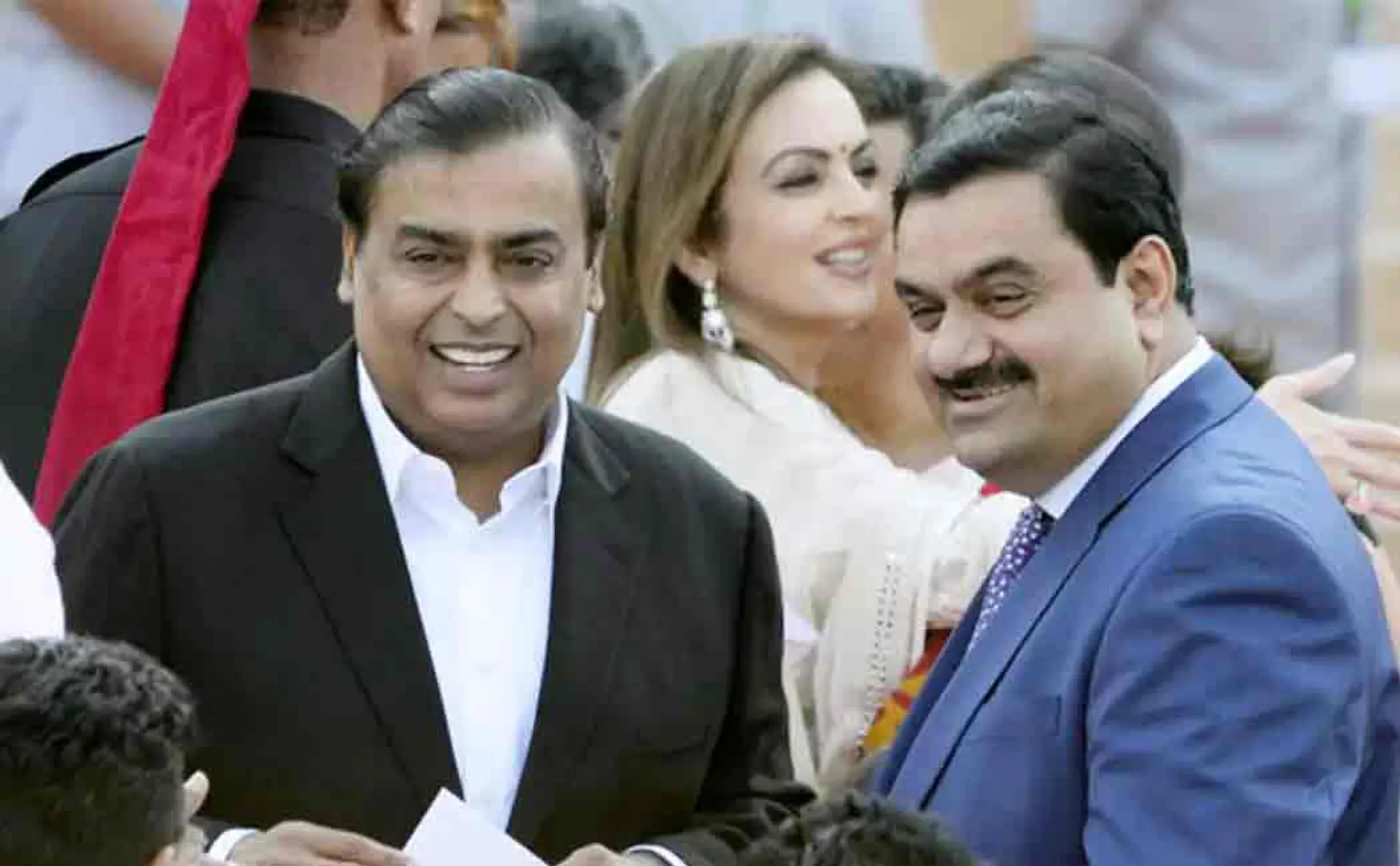 adani group plans to construct data park in southern india