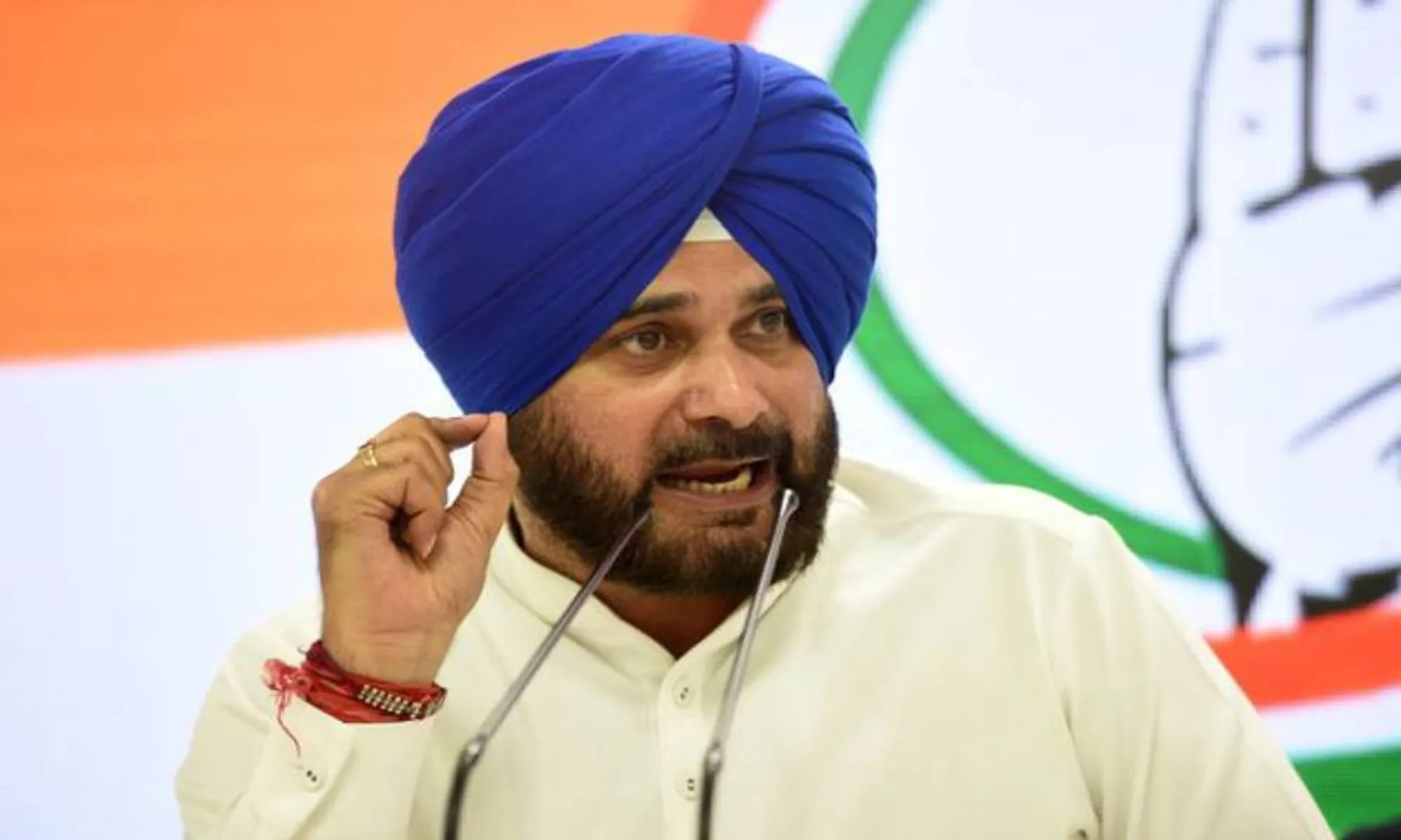 punjab state minister navjot singh sidhu resign letter send with rahul gandhi and cm