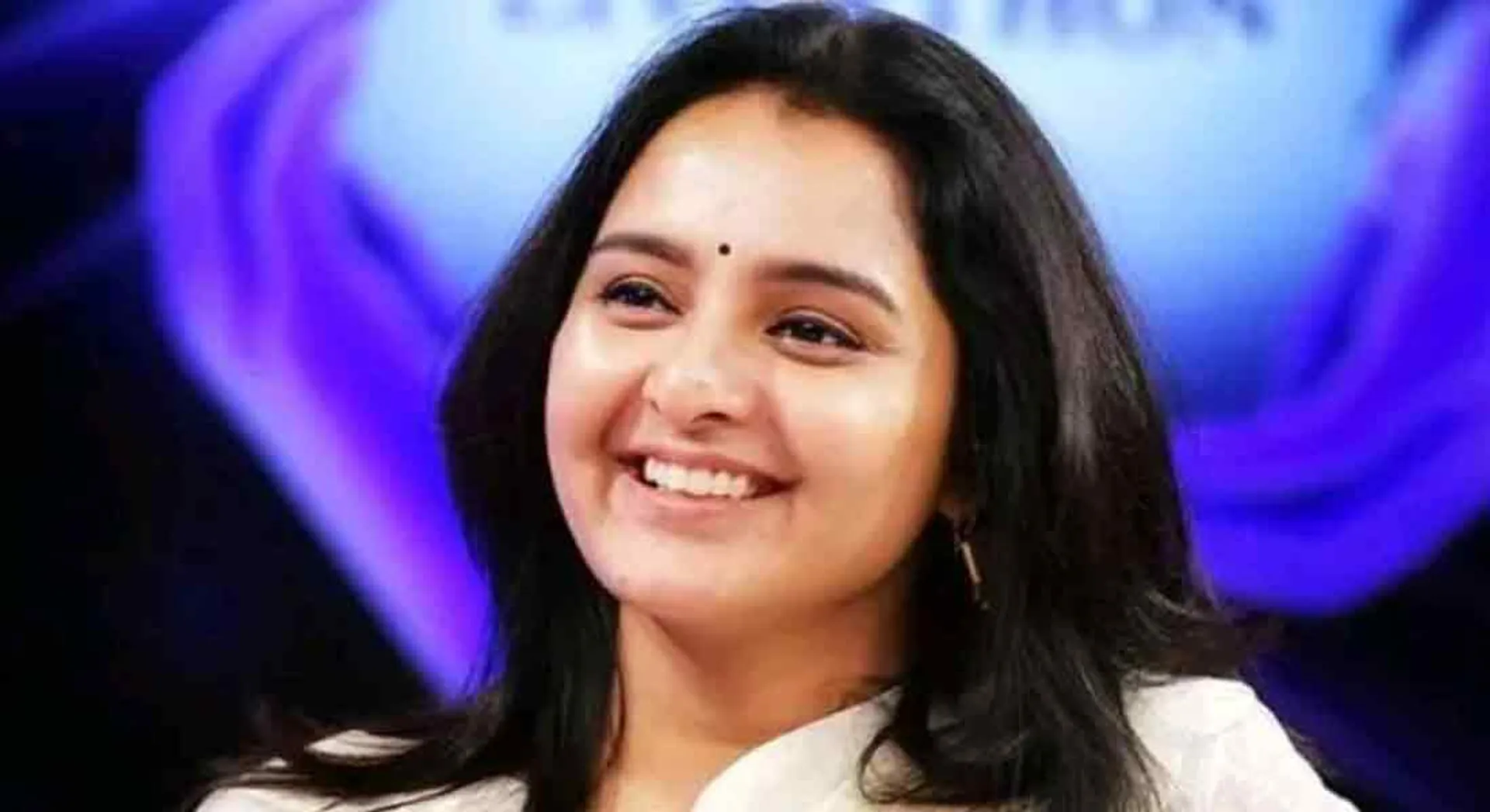 Adivasi people decide to sue Malayalam actress Manjuvia