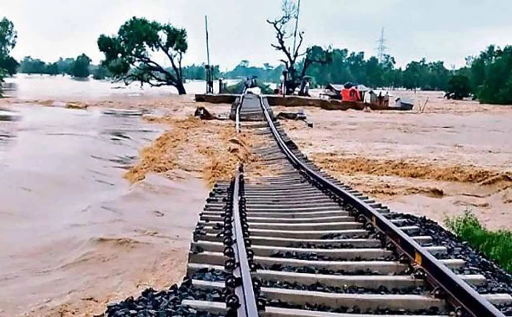 bihar deputy cm sushil kumar modi watching super 30 film, flood not care