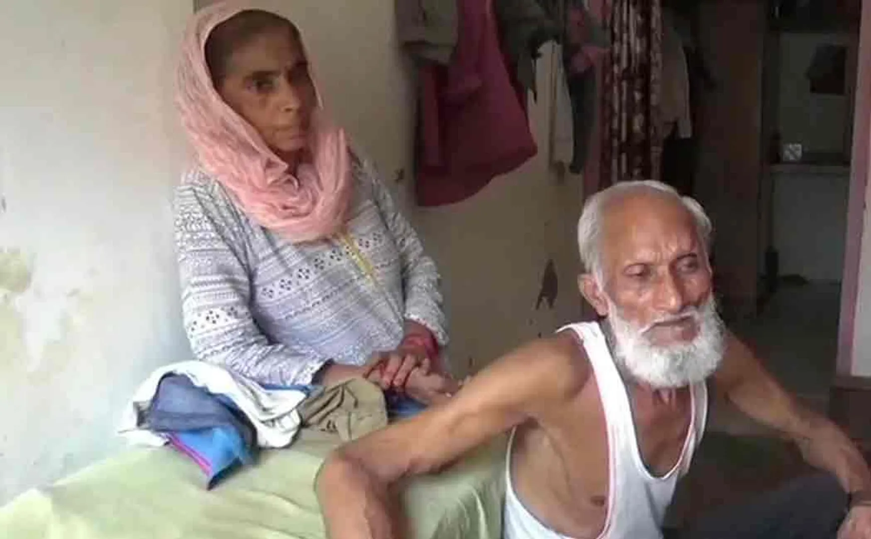 uttarpradesh electicity board billed 128 crores rupess for old man