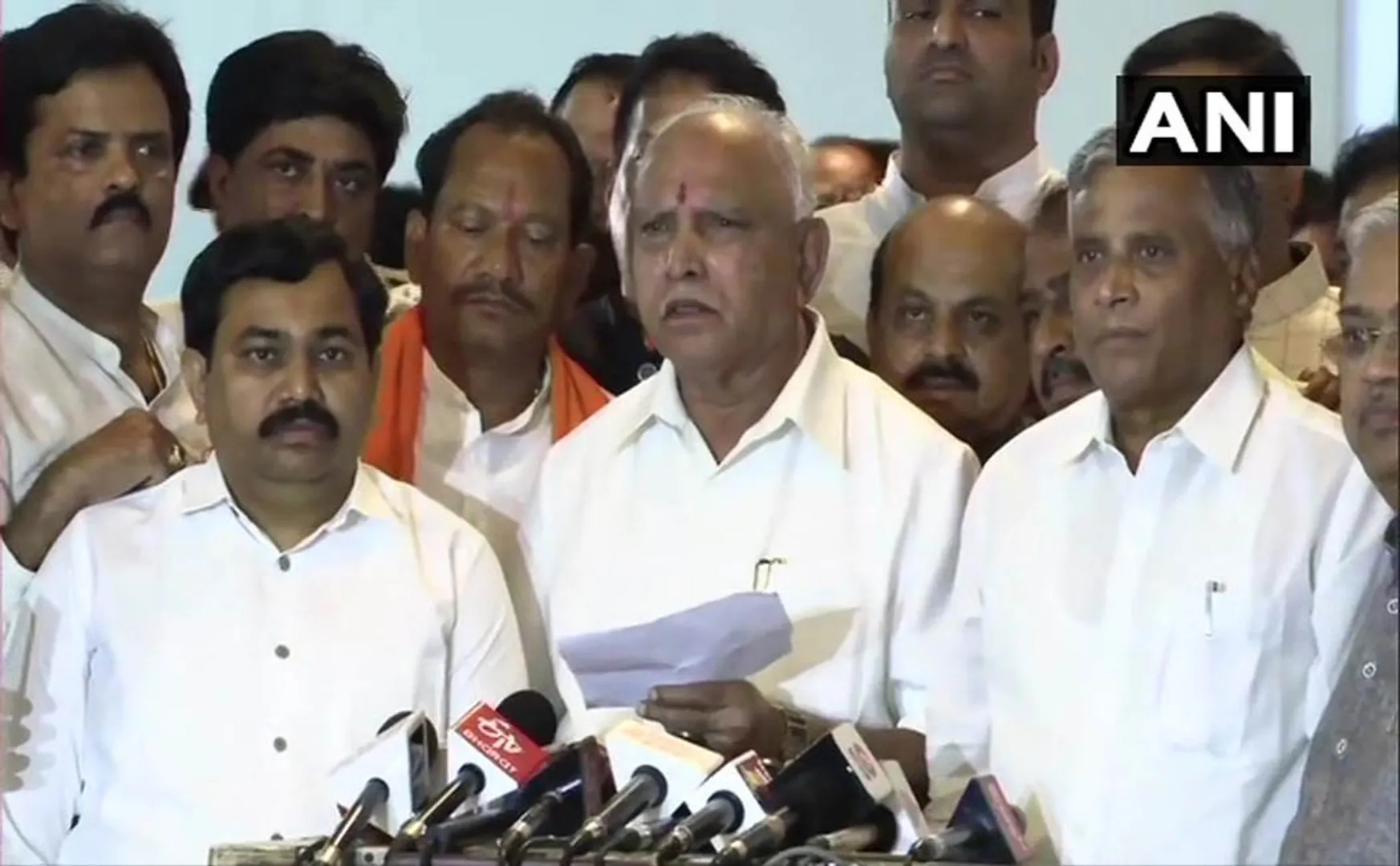 KARNATAKA BJP LEADER YEDDYURAPPA MEET WITH GOVERNOR VAJUBHAI VALA
