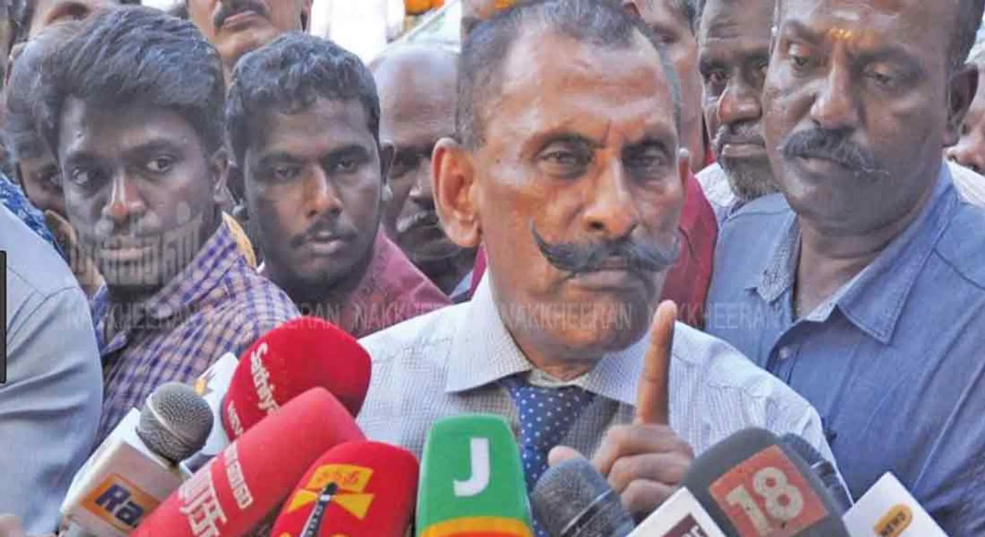 2 ministers involved in the abduction of a statue?The accusation of ponmanikkavel