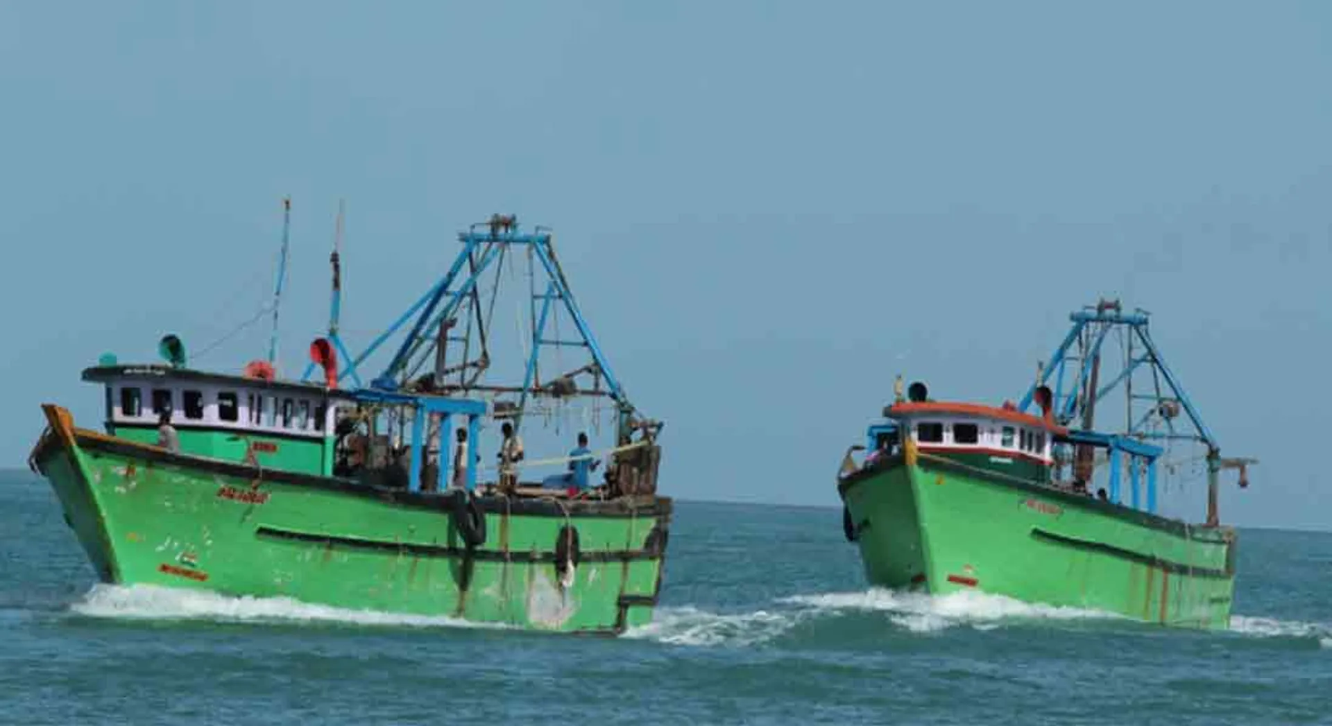  Sri Lankan navy arrests Indian fishermen