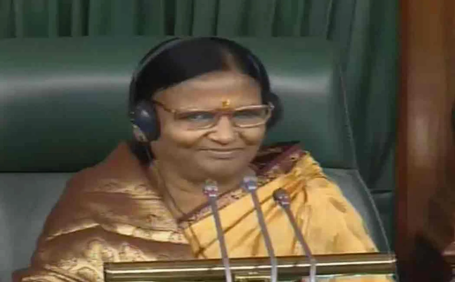 azamkhan apologize for his speech on ramadevi