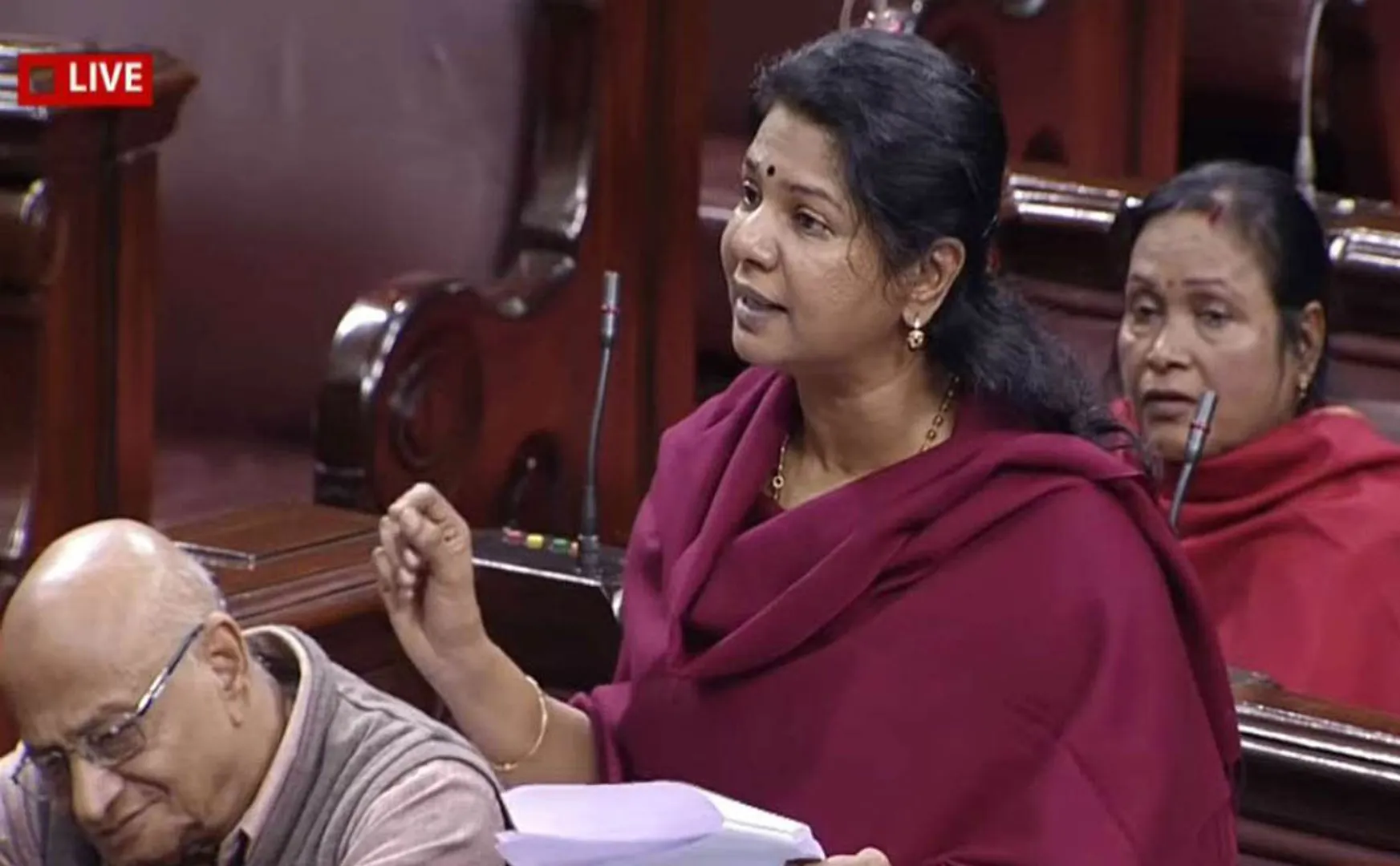 parliamnet triple talaq bill passes in rajya sabha dmk kanimozhi mp tweet